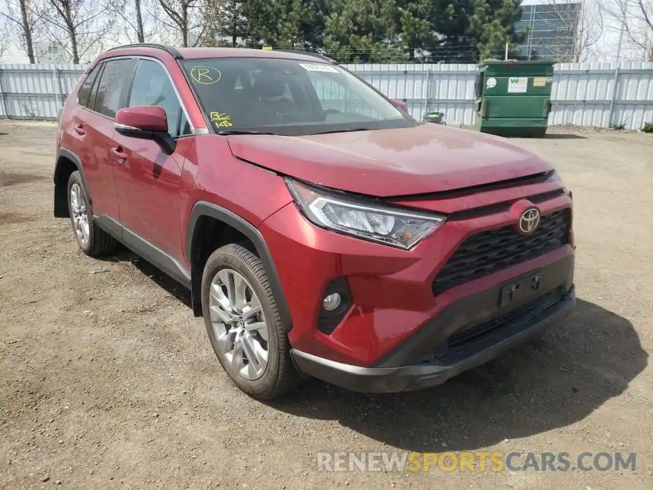 1 Photograph of a damaged car 2T3R1RFV2MW231754 TOYOTA RAV4 2021