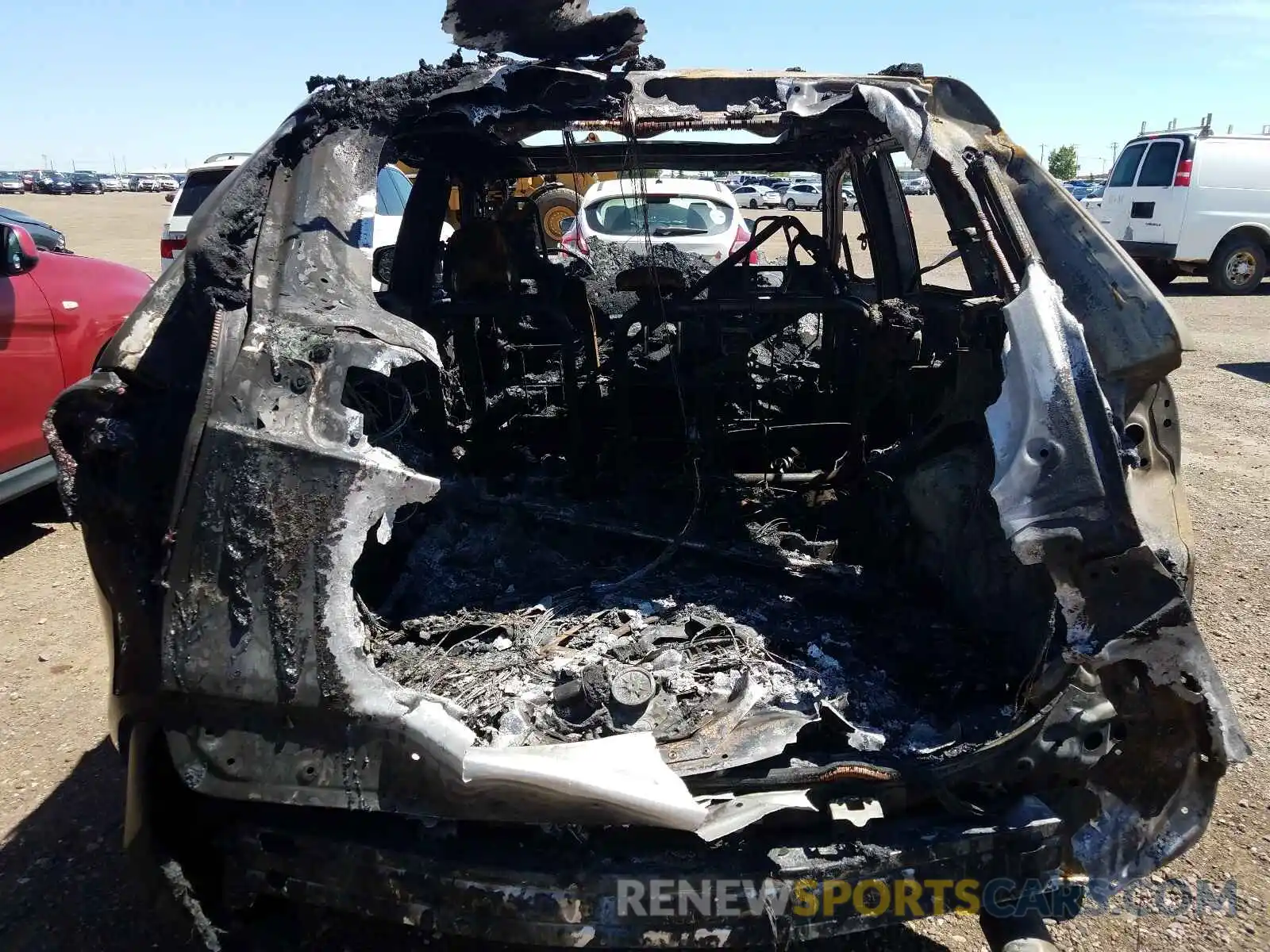 10 Photograph of a damaged car 2T3R1RFV3MC206122 TOYOTA RAV4 2021