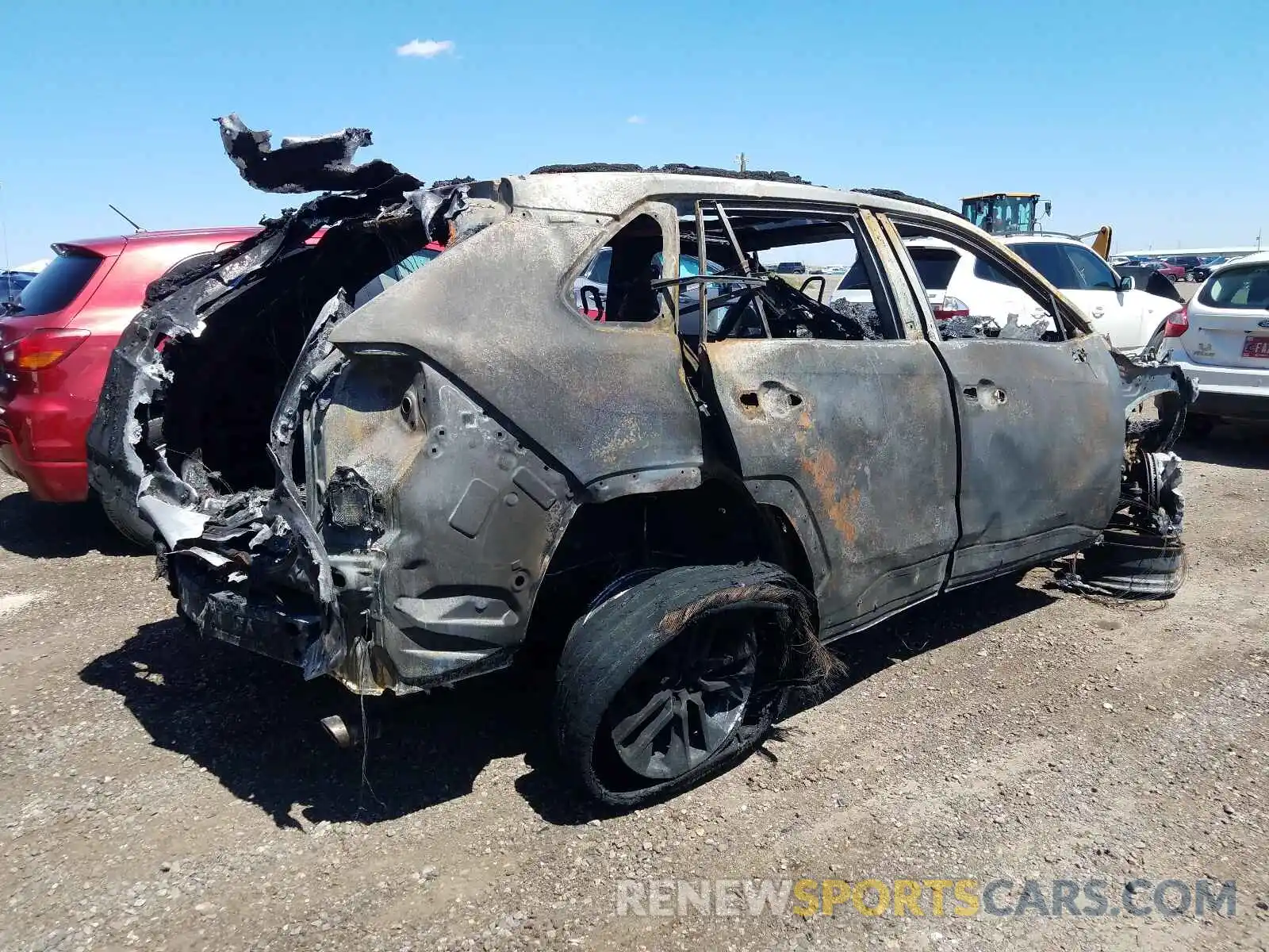 4 Photograph of a damaged car 2T3R1RFV3MC206122 TOYOTA RAV4 2021