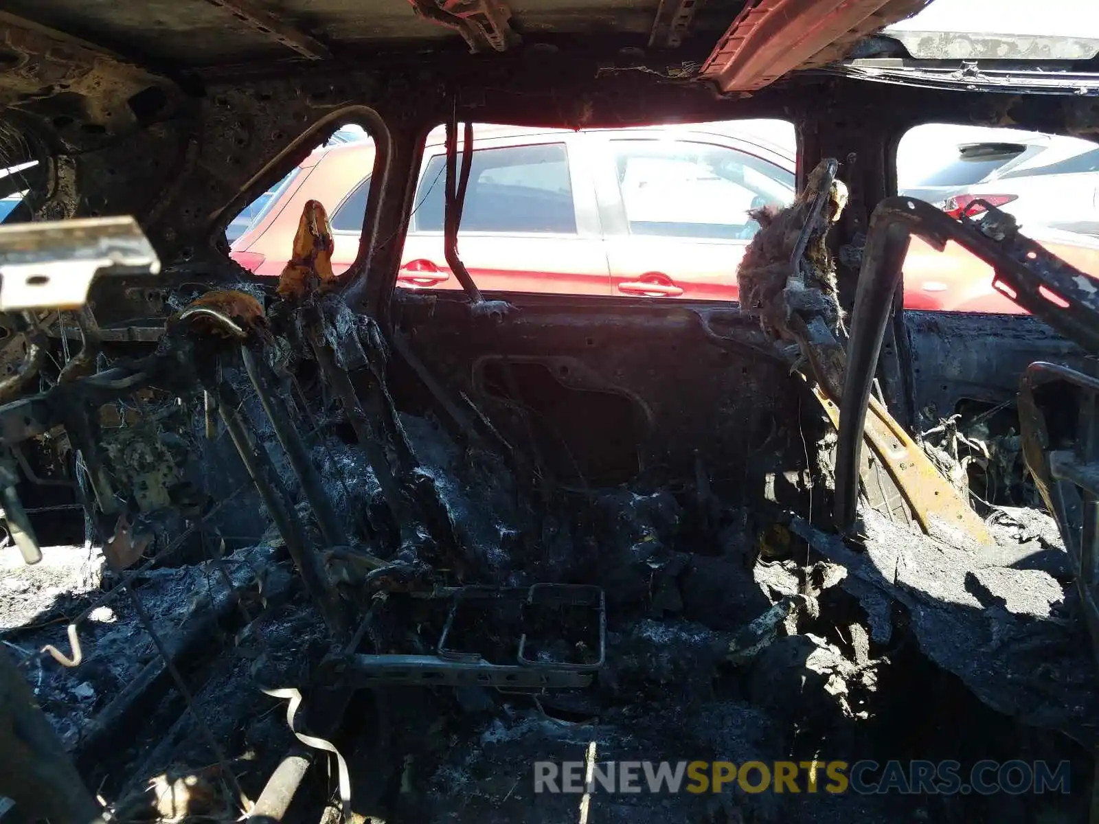 6 Photograph of a damaged car 2T3R1RFV3MC206122 TOYOTA RAV4 2021