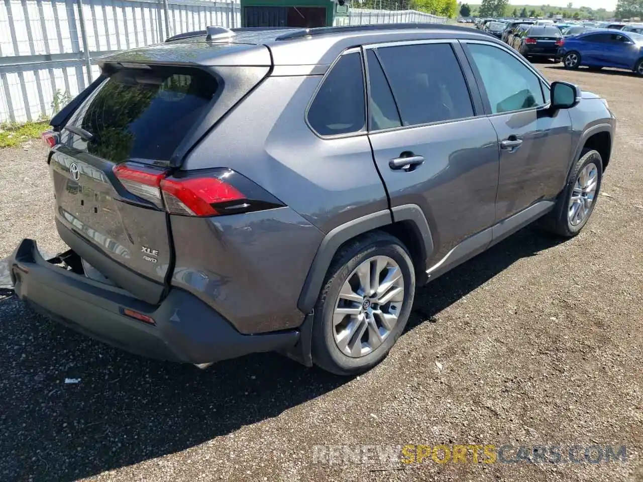 4 Photograph of a damaged car 2T3R1RFV5MC162317 TOYOTA RAV4 2021