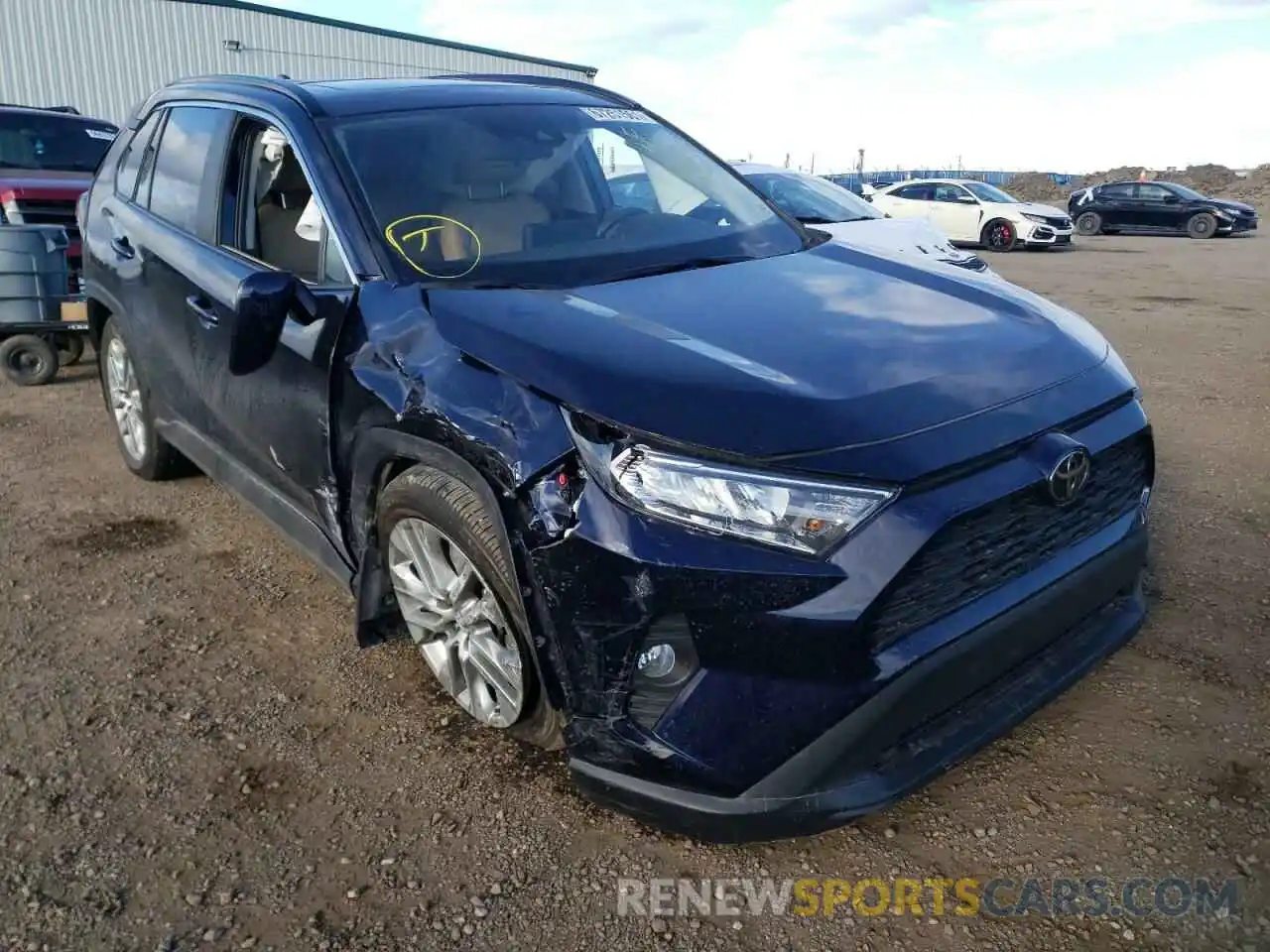 1 Photograph of a damaged car 2T3R1RFV6MC146465 TOYOTA RAV4 2021