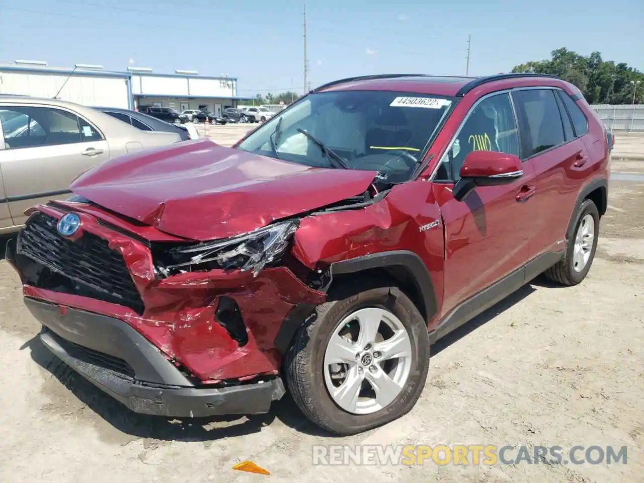 2 Photograph of a damaged car 2T3R6RFV0MW010610 TOYOTA RAV4 2021