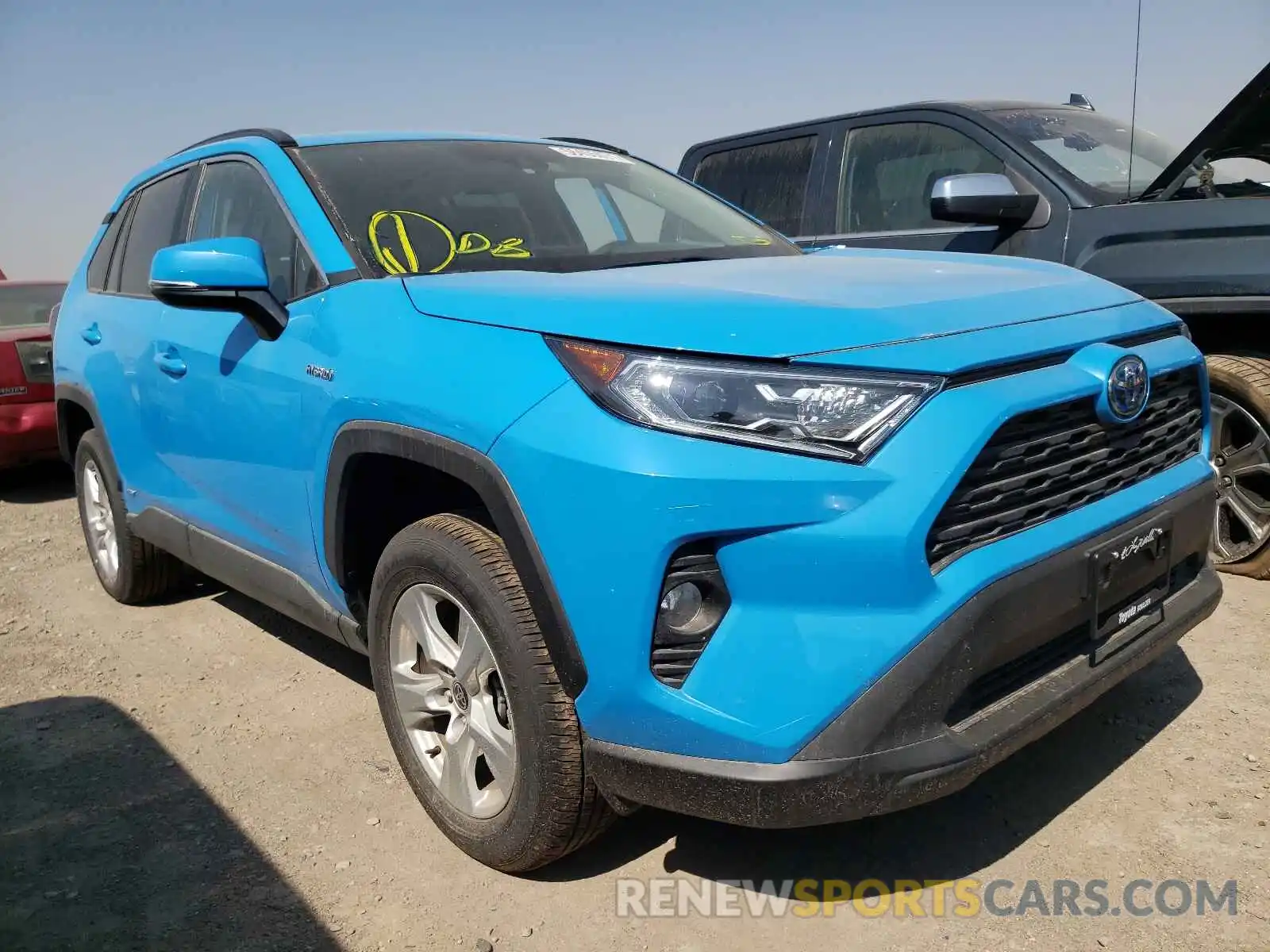 1 Фотография поврежденного автомобиля 2T3R6RFV0MW014950 TOYOTA RAV4 2021