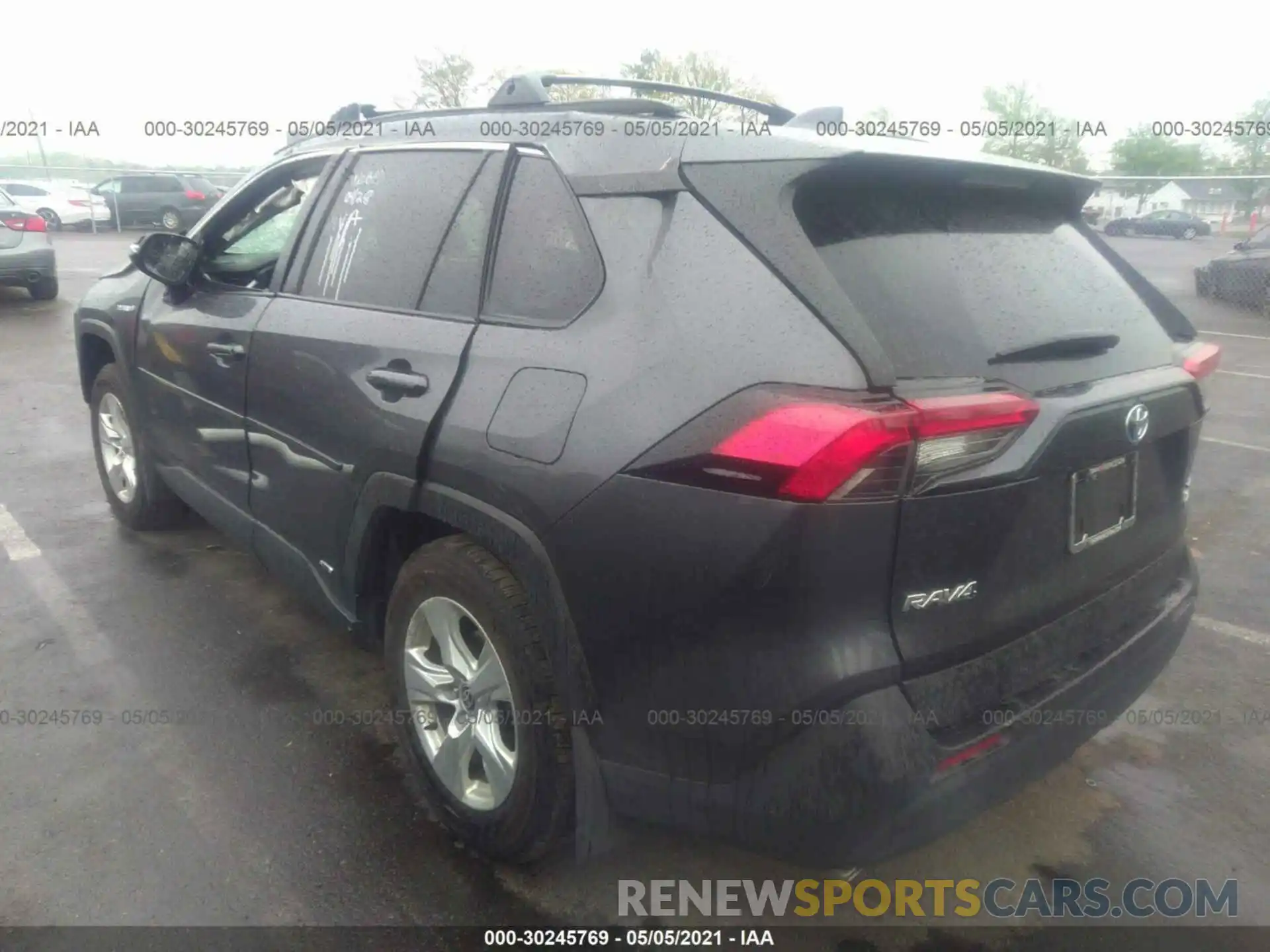 3 Photograph of a damaged car 2T3R6RFV1MW011328 TOYOTA RAV4 2021