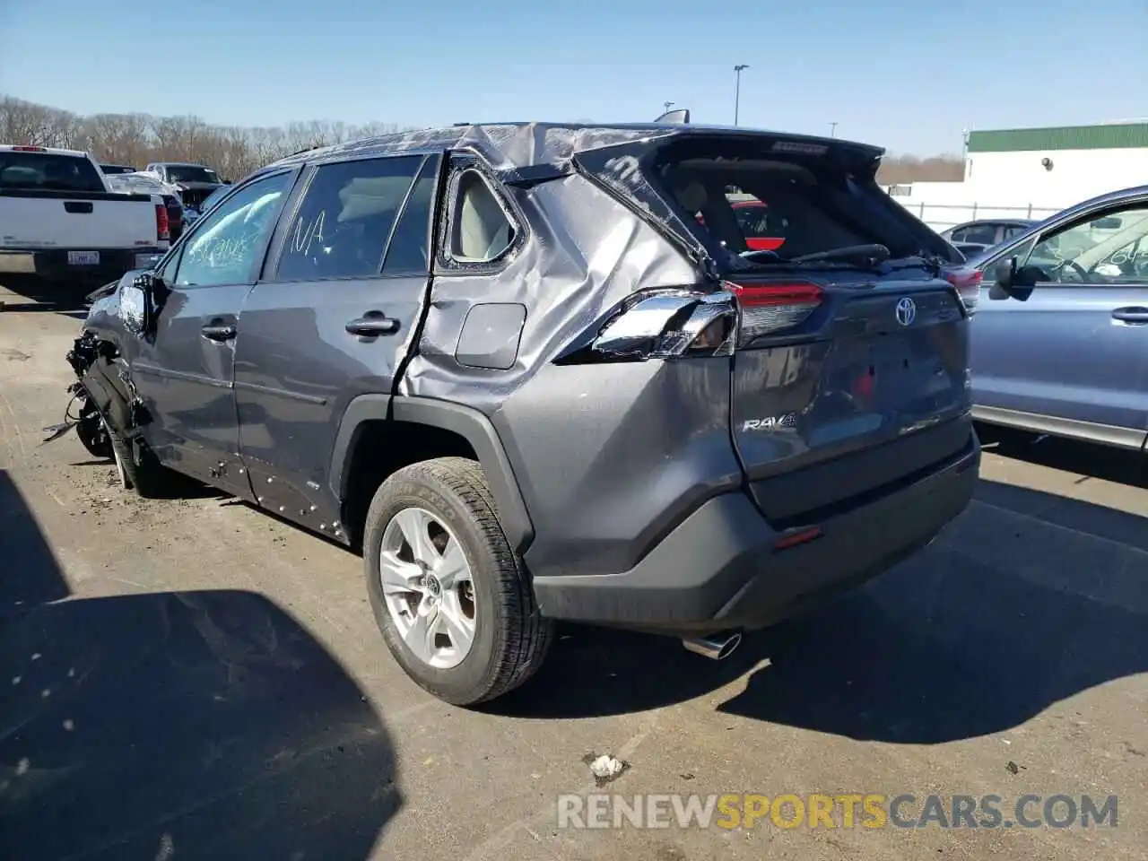 3 Photograph of a damaged car 2T3R6RFV1MW015508 TOYOTA RAV4 2021