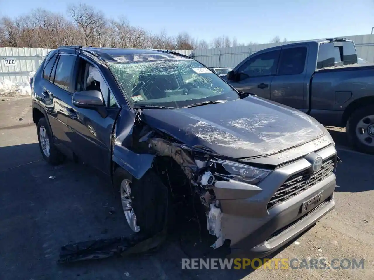 9 Photograph of a damaged car 2T3R6RFV1MW015508 TOYOTA RAV4 2021