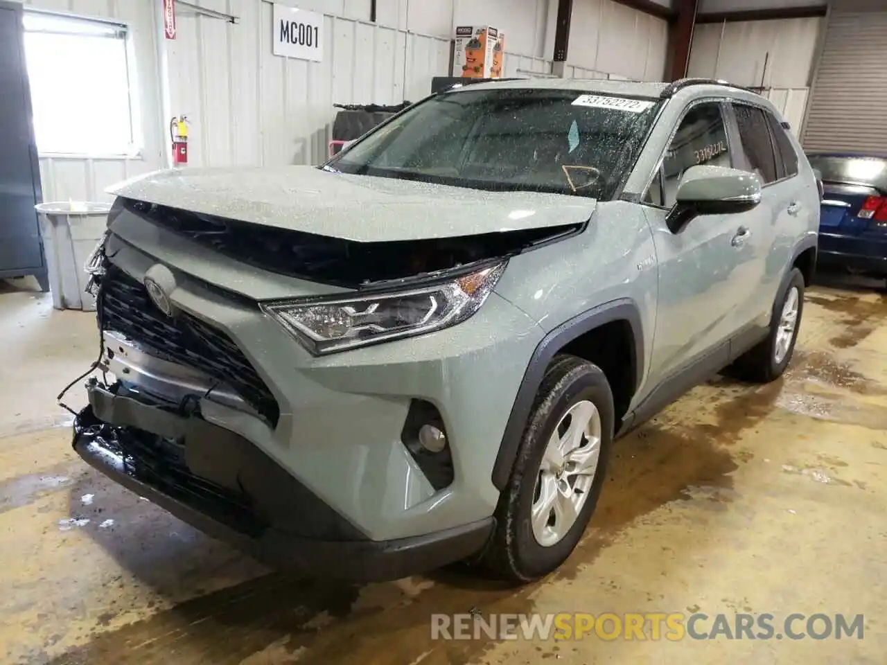 2 Photograph of a damaged car 2T3R6RFV2MW011418 TOYOTA RAV4 2021