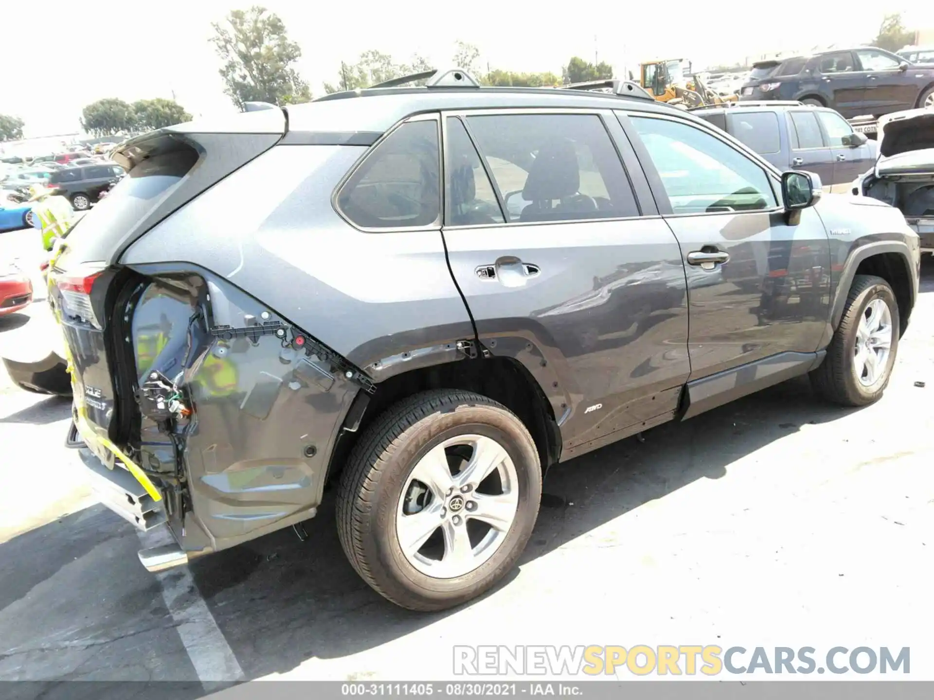 4 Photograph of a damaged car 2T3R6RFV2MW018238 TOYOTA RAV4 2021