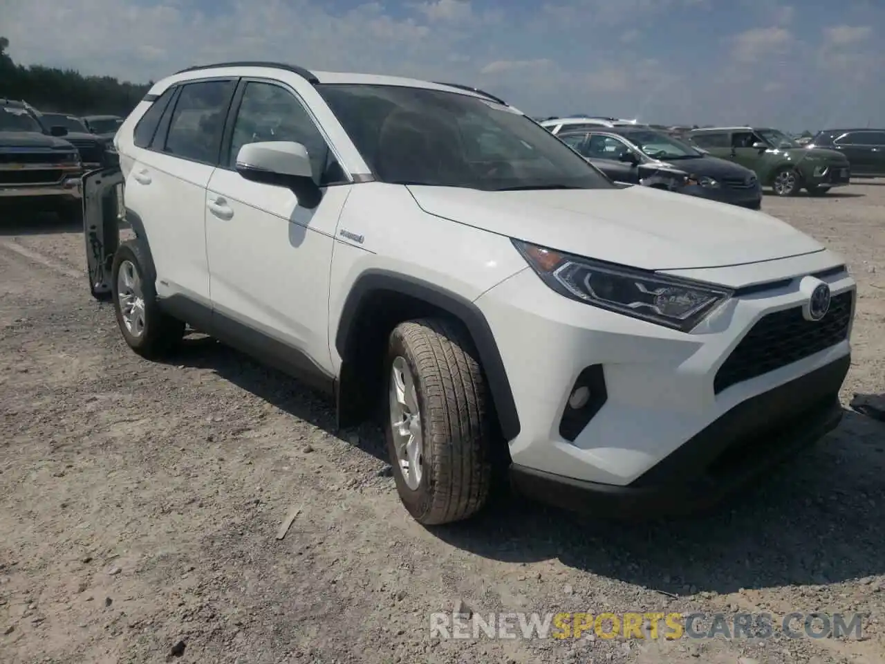 1 Фотография поврежденного автомобиля 2T3R6RFV3MW009404 TOYOTA RAV4 2021