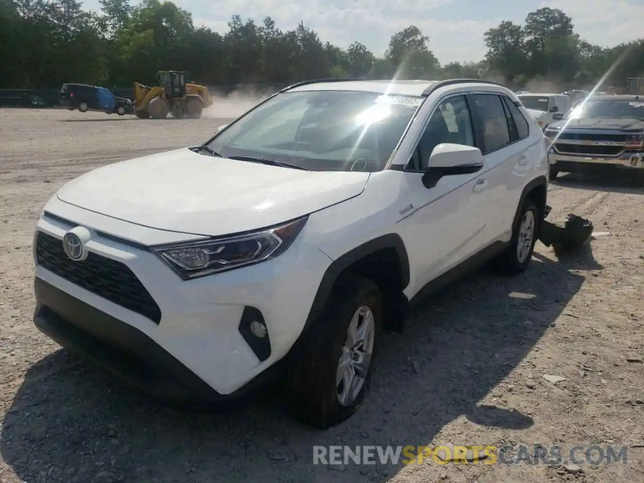 2 Фотография поврежденного автомобиля 2T3R6RFV3MW009404 TOYOTA RAV4 2021