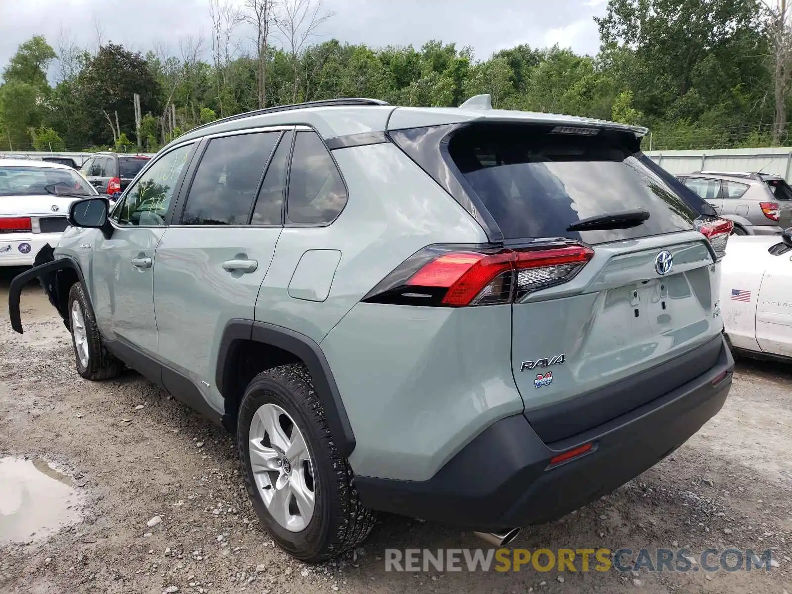 3 Photograph of a damaged car 2T3R6RFV3MW016997 TOYOTA RAV4 2021