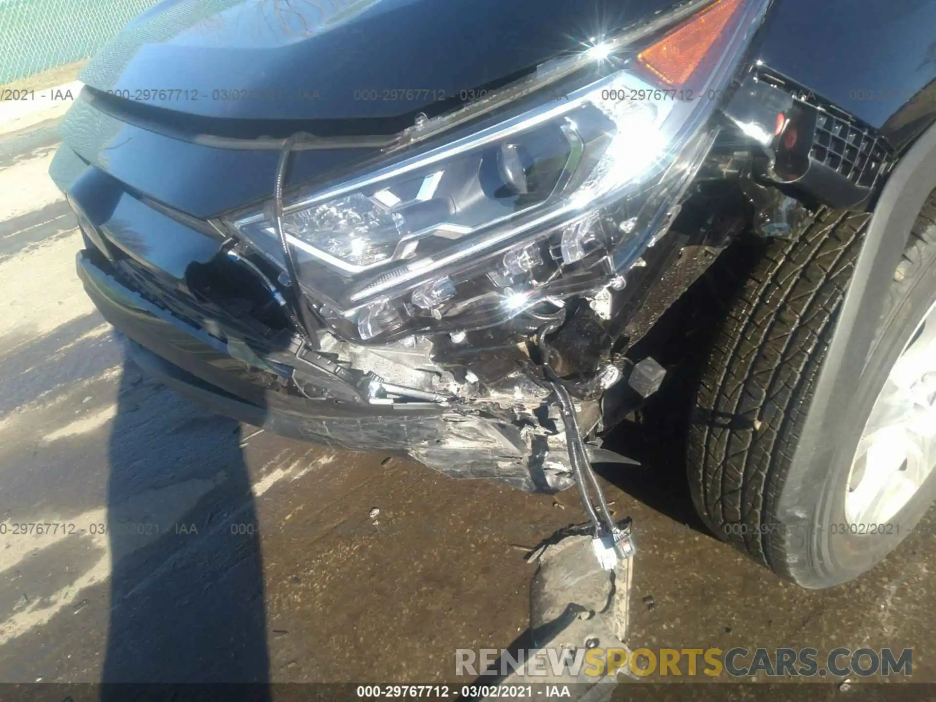 6 Photograph of a damaged car 2T3R6RFV5MW009419 TOYOTA RAV4 2021