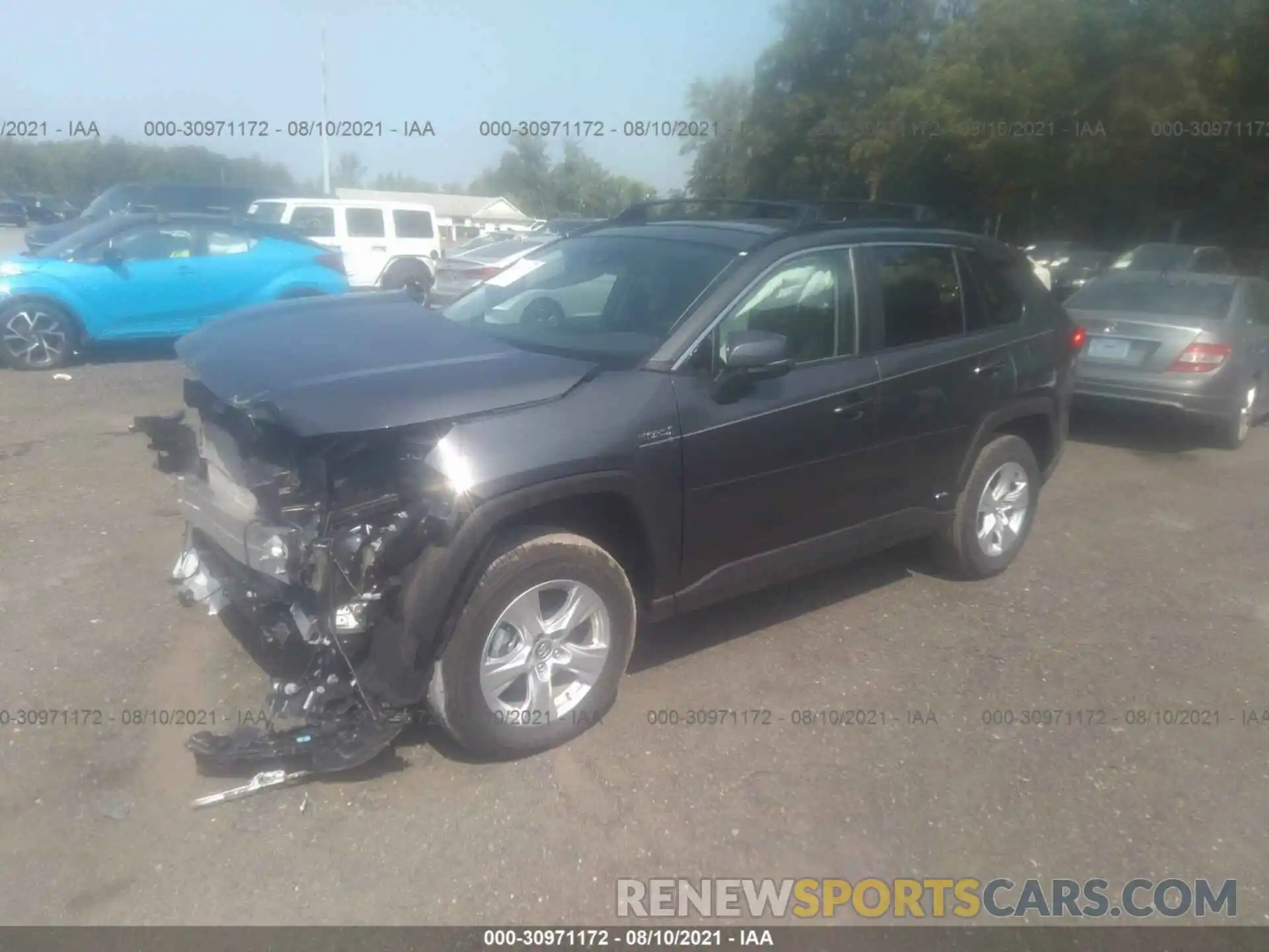 2 Photograph of a damaged car 2T3R6RFV6MW005606 TOYOTA RAV4 2021