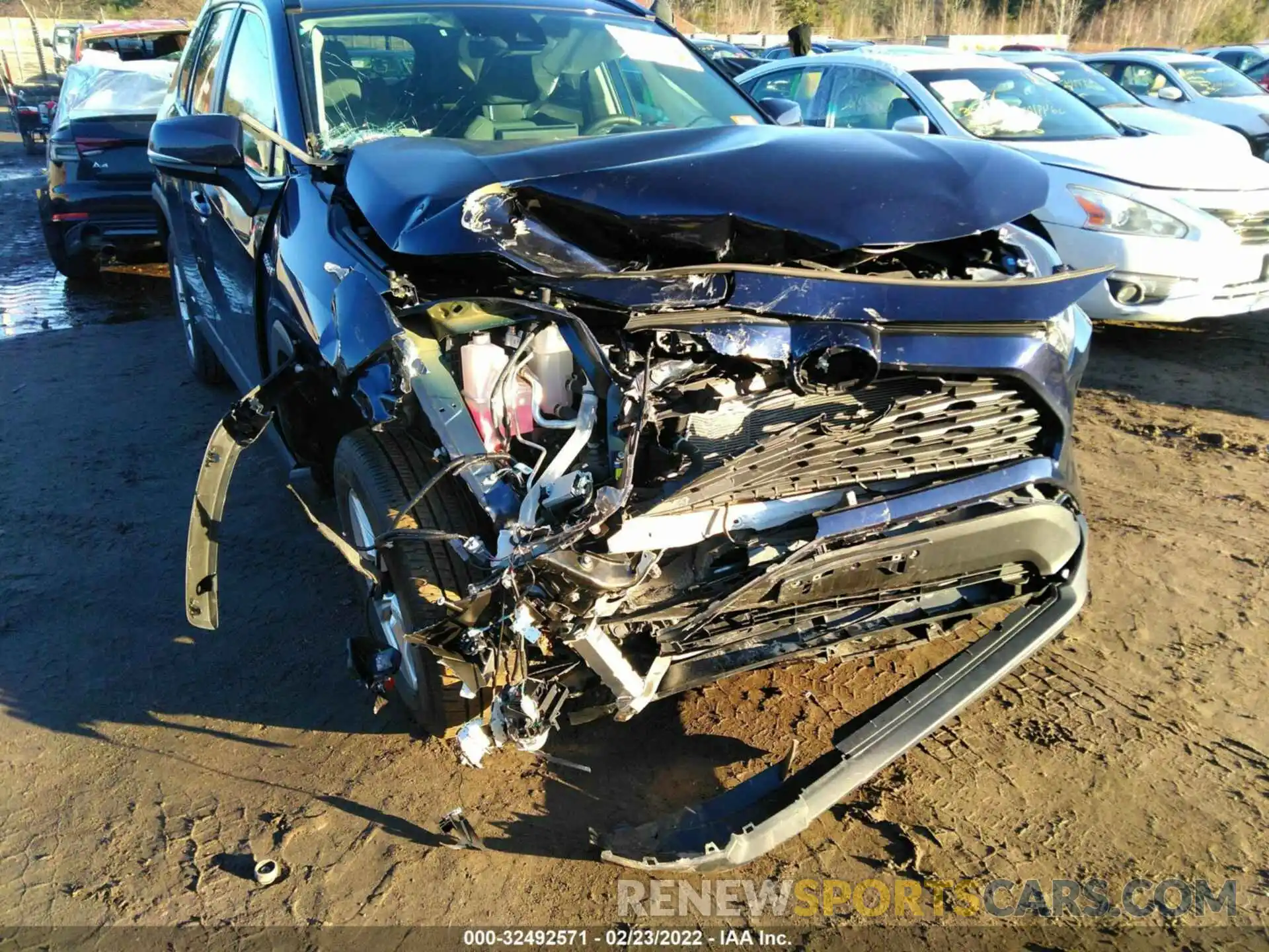 6 Photograph of a damaged car 2T3R6RFV6MW007307 TOYOTA RAV4 2021