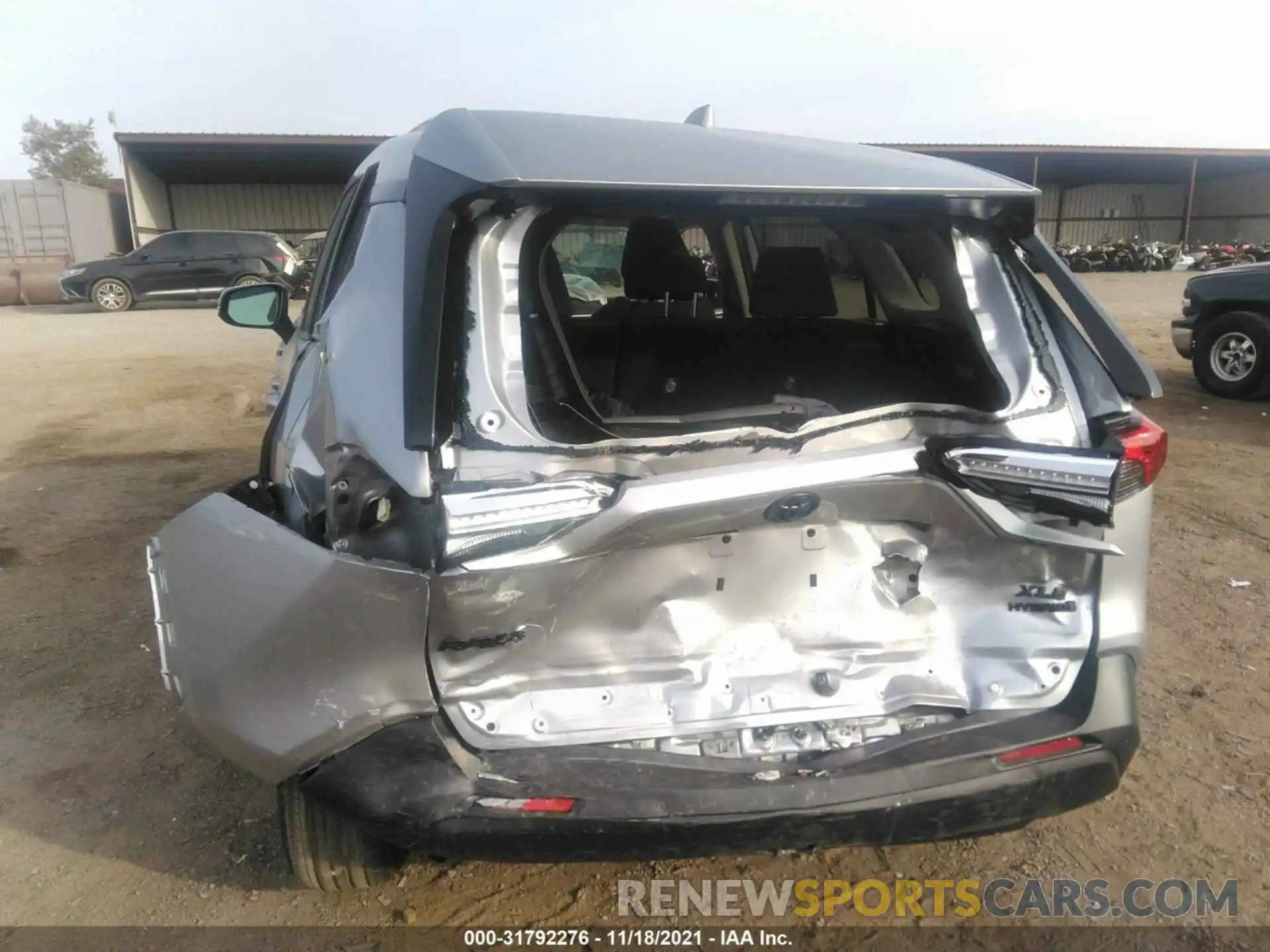 6 Photograph of a damaged car 2T3R6RFV7MW013262 TOYOTA RAV4 2021