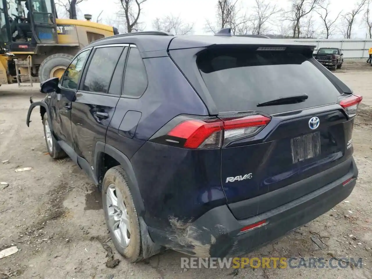 3 Photograph of a damaged car 2T3R6RFV9MW016695 TOYOTA RAV4 2021