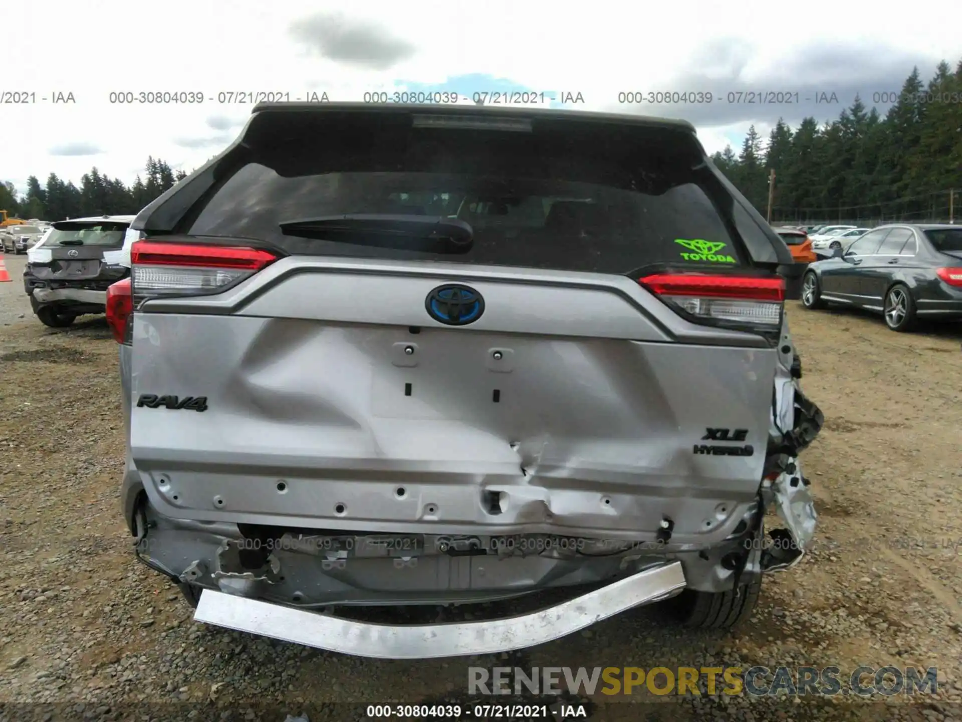 6 Photograph of a damaged car 2T3R6RFVXMW004264 TOYOTA RAV4 2021