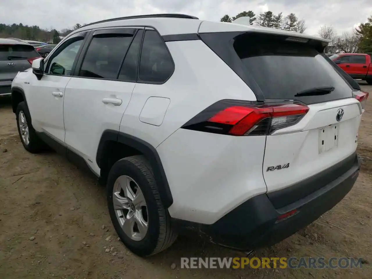 3 Photograph of a damaged car 2T3R6RFVXMW010551 TOYOTA RAV4 2021