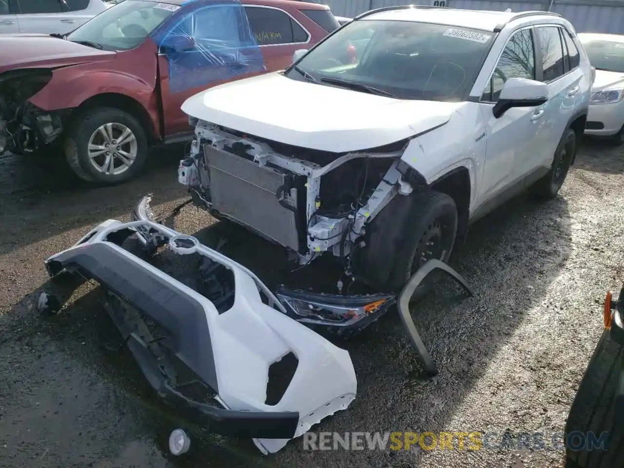 2 Photograph of a damaged car 2T3RWRFV1MW111882 TOYOTA RAV4 2021