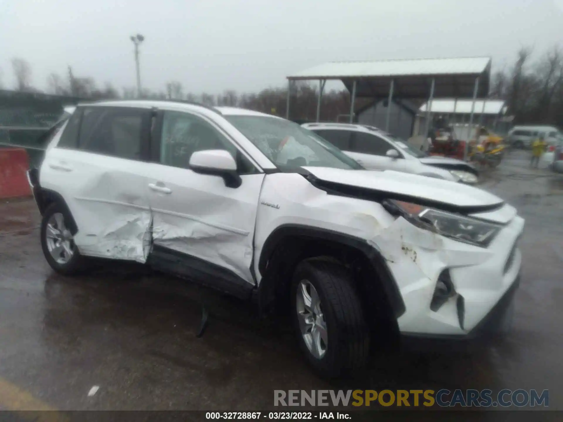 1 Photograph of a damaged car 2T3RWRFV1MW120811 TOYOTA RAV4 2021