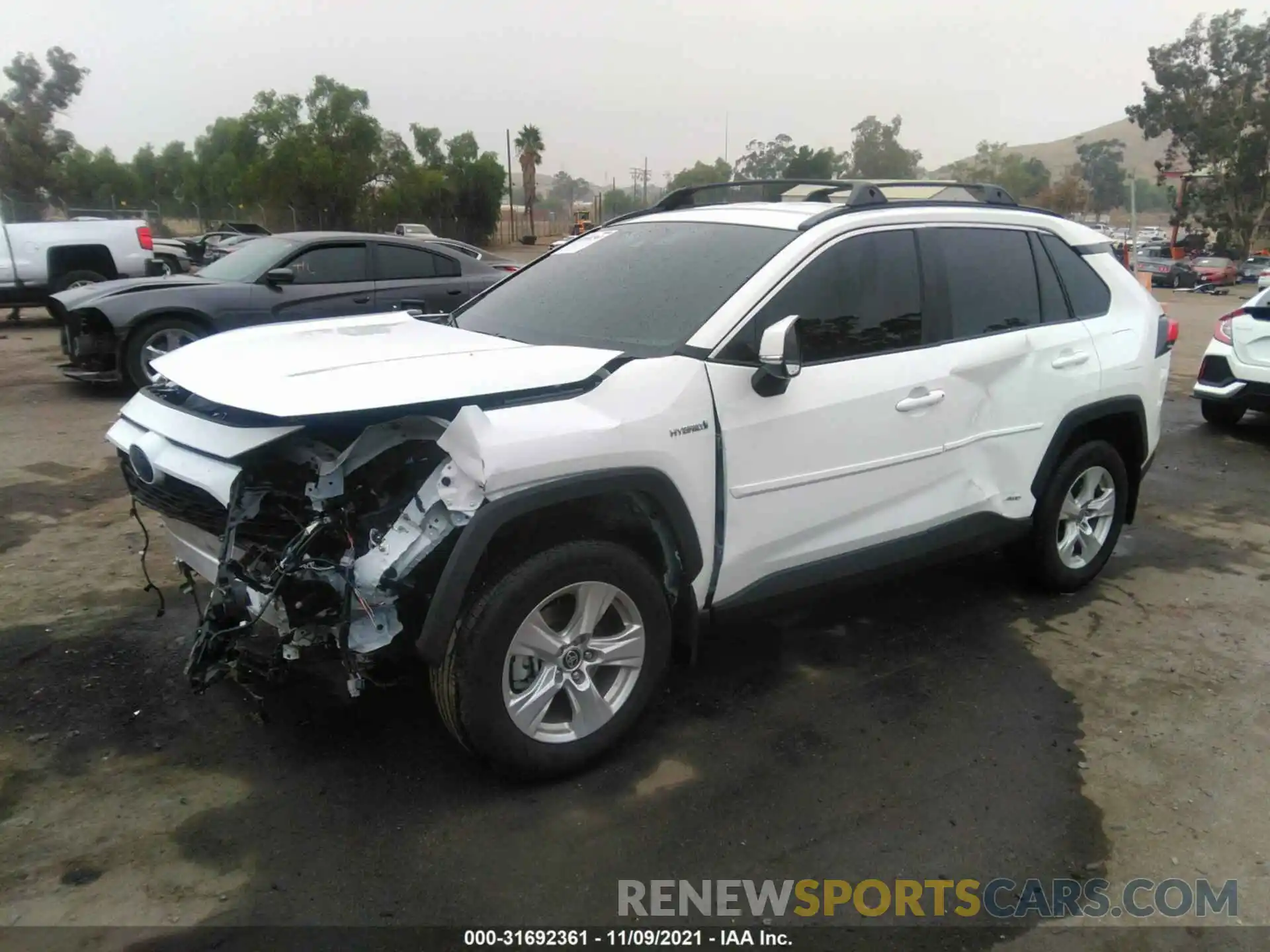 2 Photograph of a damaged car 2T3RWRFV2MW119991 TOYOTA RAV4 2021