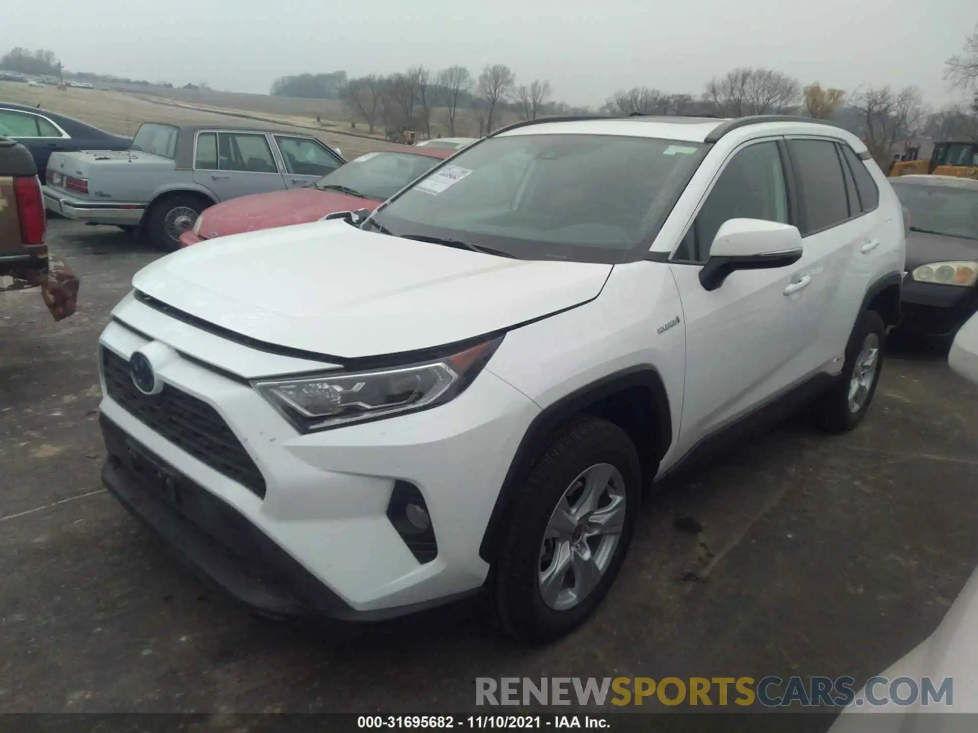 2 Photograph of a damaged car 2T3RWRFV2MW120378 TOYOTA RAV4 2021