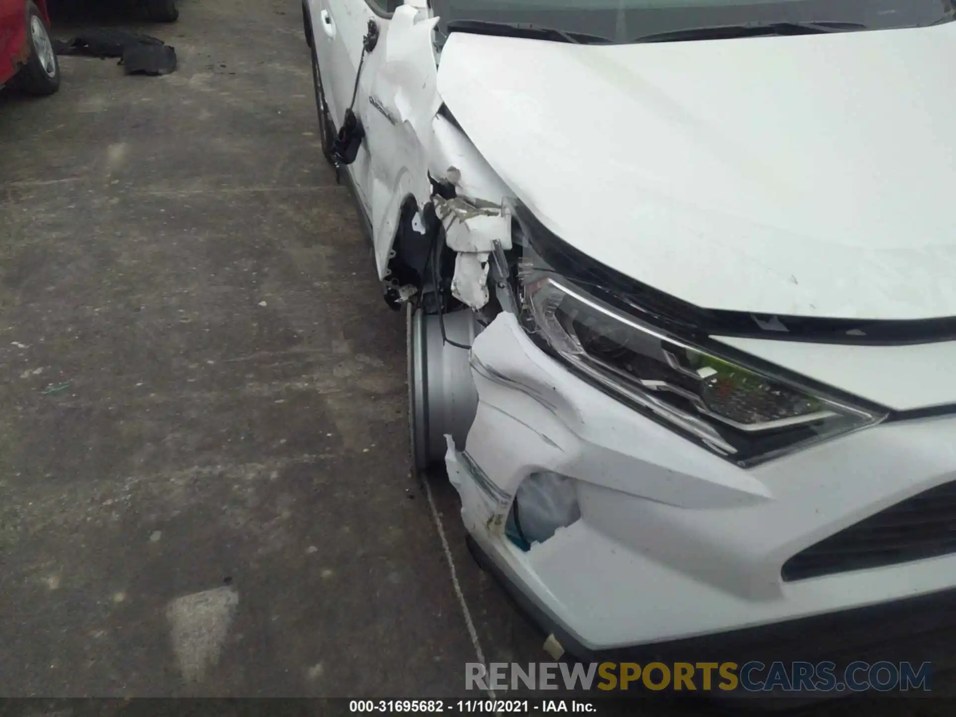 6 Photograph of a damaged car 2T3RWRFV2MW120378 TOYOTA RAV4 2021