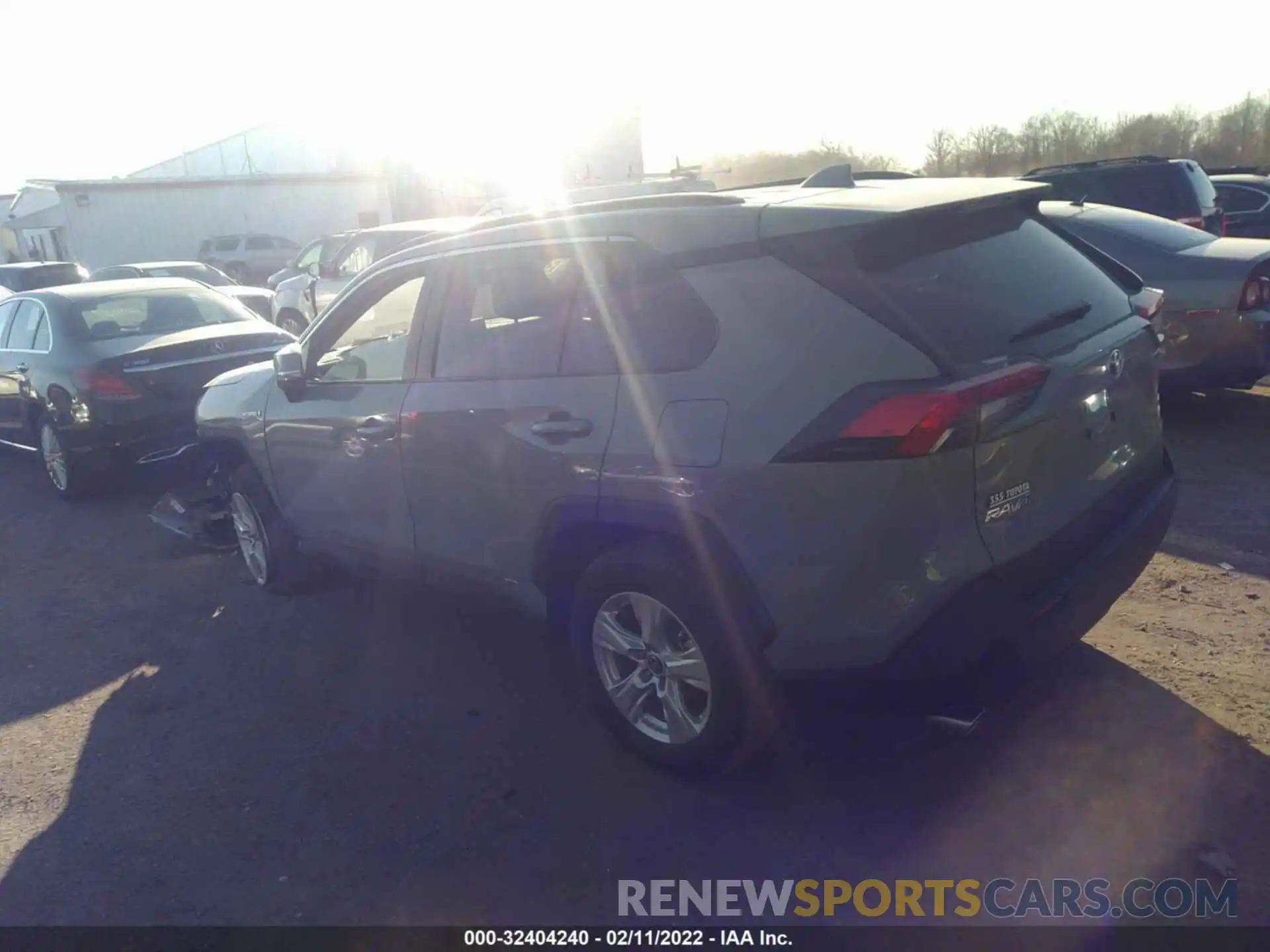 3 Photograph of a damaged car 2T3RWRFV2MW126293 TOYOTA RAV4 2021