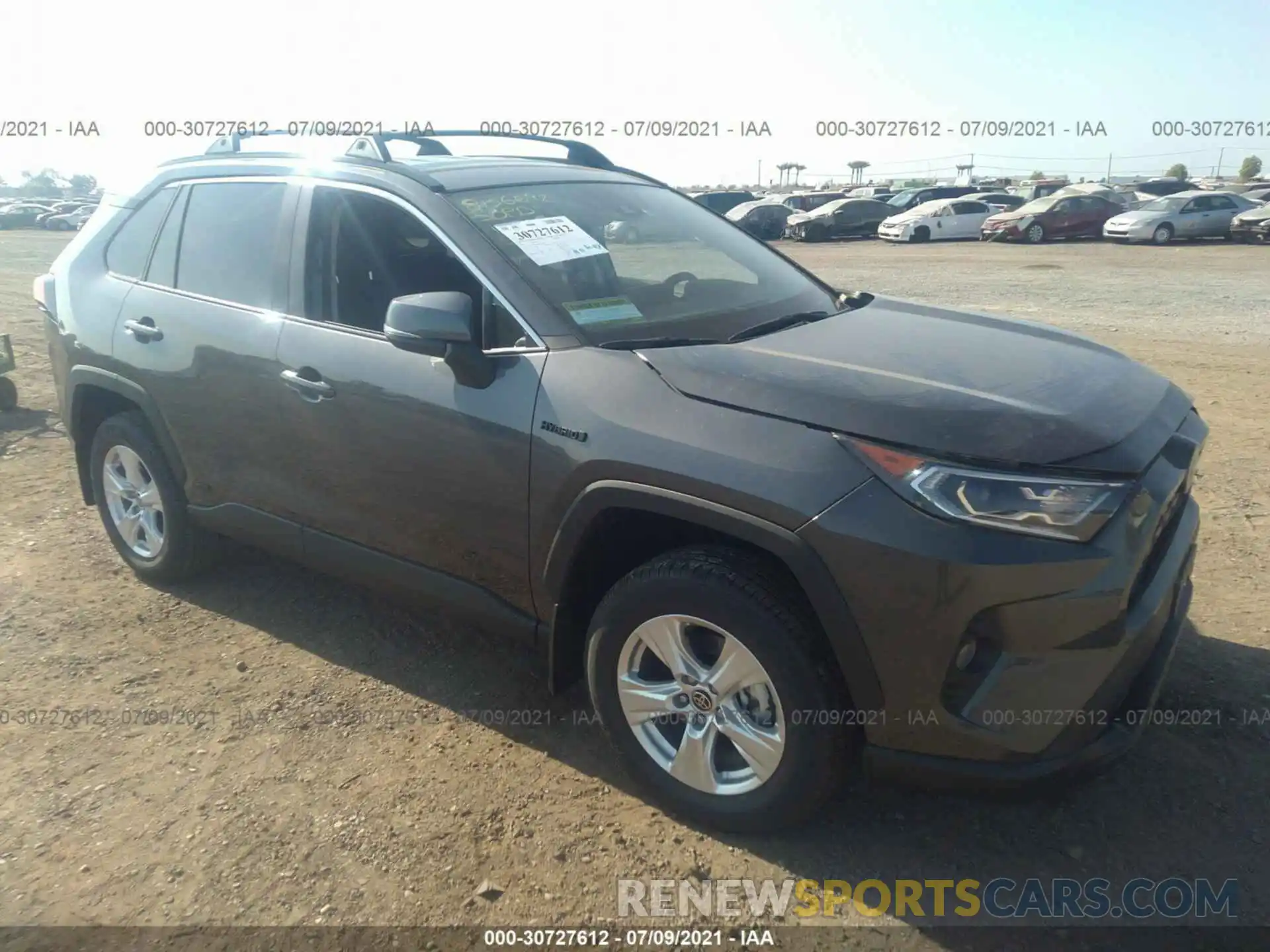 1 Фотография поврежденного автомобиля 2T3RWRFV4MW119068 TOYOTA RAV4 2021