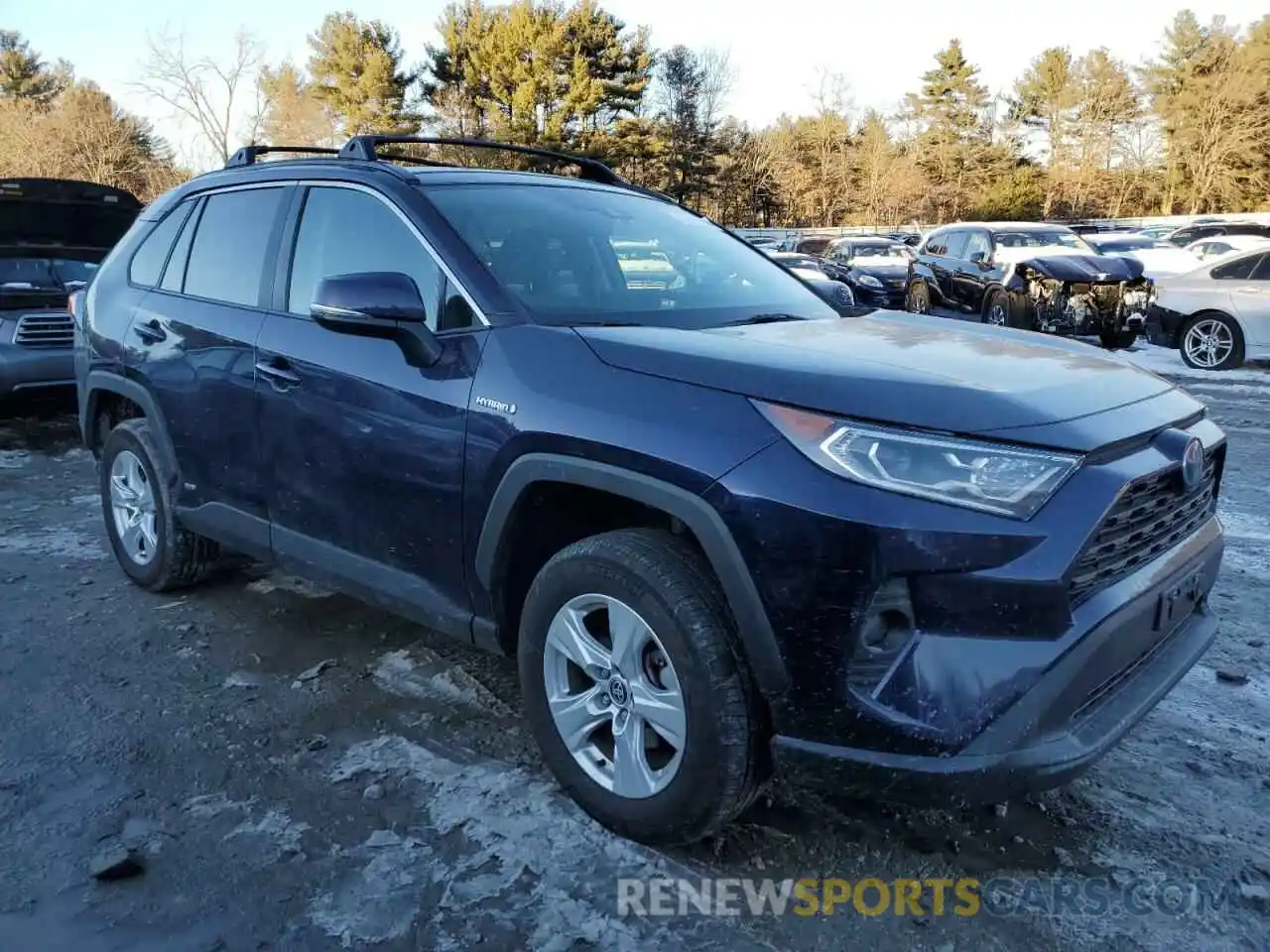 4 Photograph of a damaged car 2T3RWRFV4MW119443 TOYOTA RAV4 2021