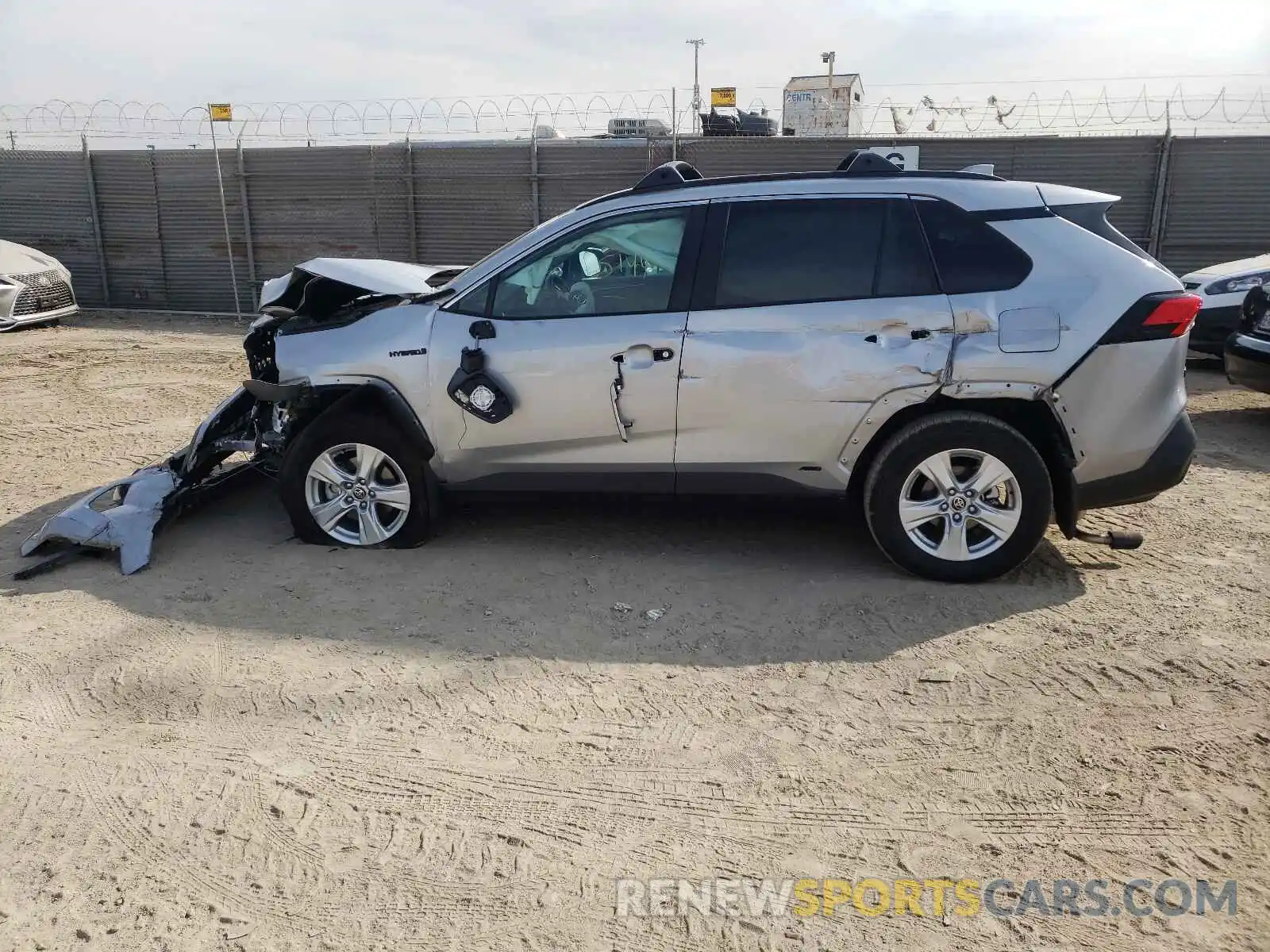 9 Photograph of a damaged car 2T3RWRFV7MW118707 TOYOTA RAV4 2021