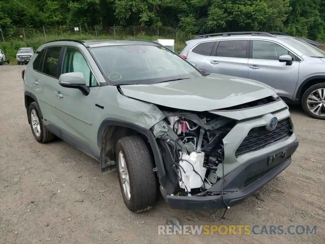 1 Photograph of a damaged car 2T3RWRFV7MW121039 TOYOTA RAV4 2021