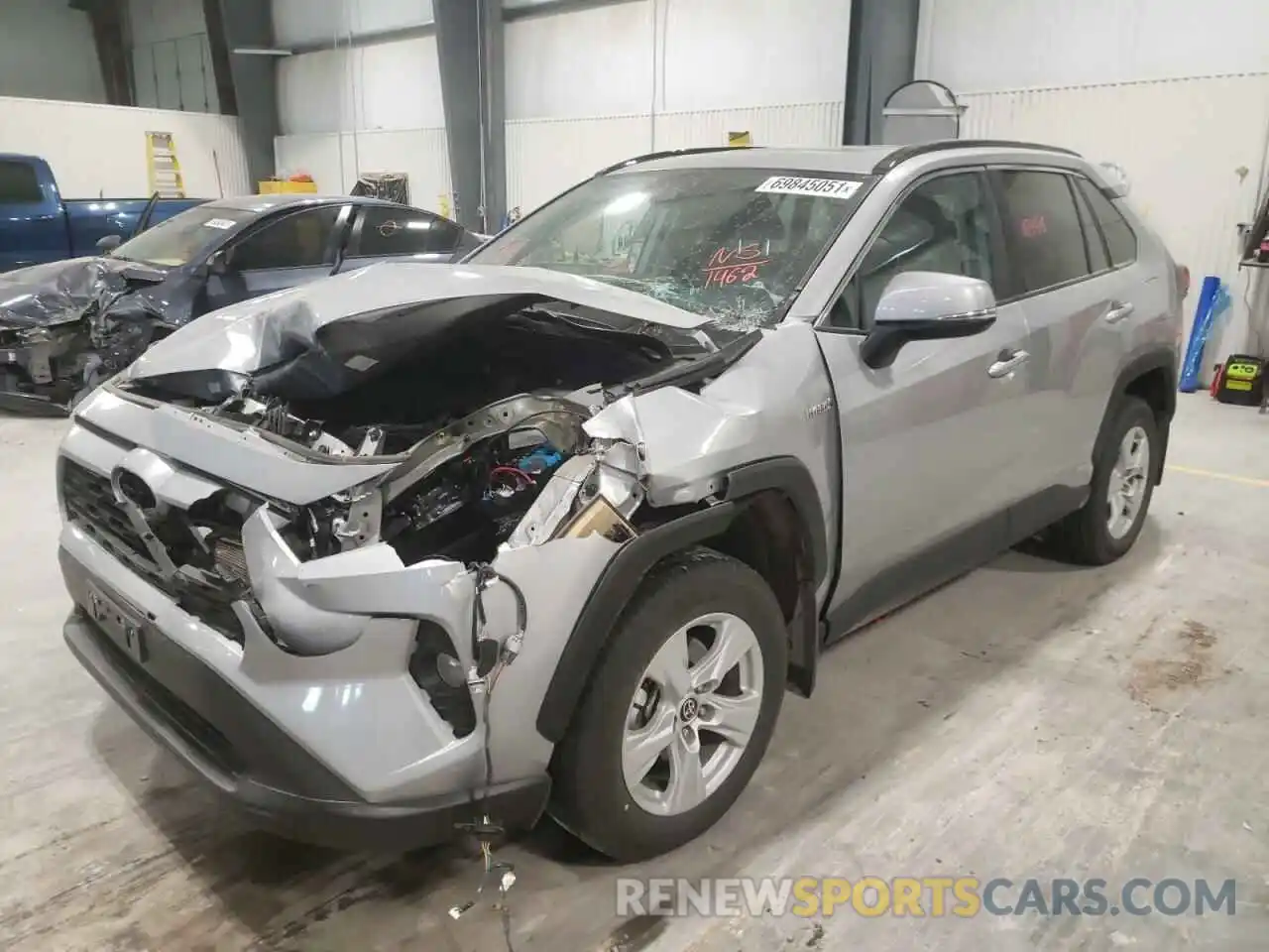 2 Photograph of a damaged car 2T3RWRFV7MW121462 TOYOTA RAV4 2021