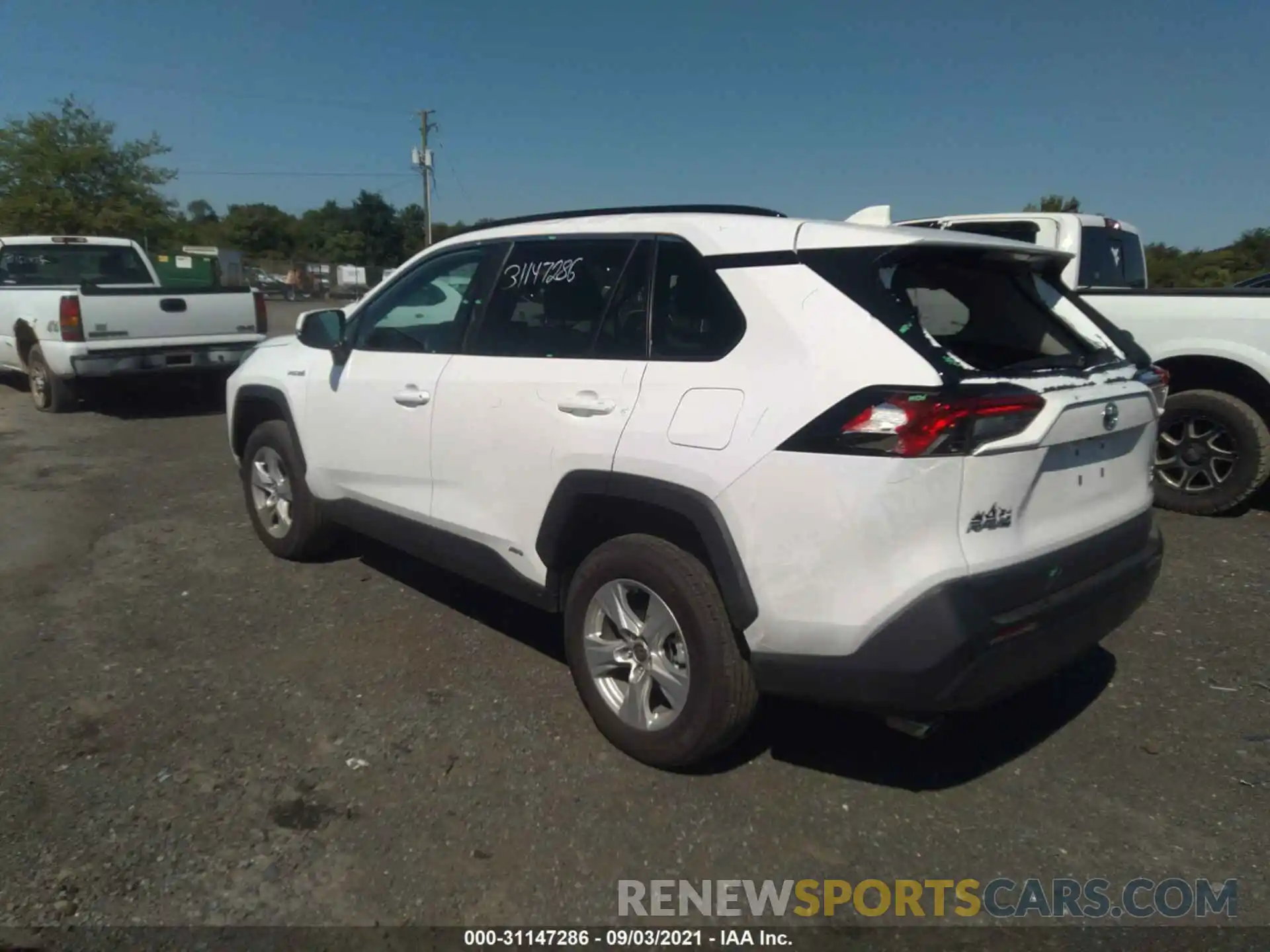 3 Photograph of a damaged car 2T3RWRFV7MW122157 TOYOTA RAV4 2021