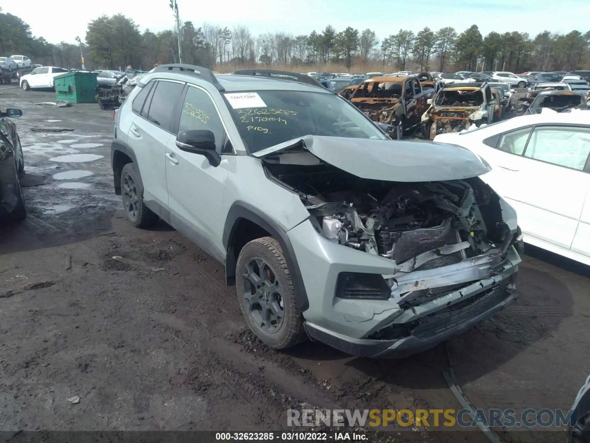 1 Photograph of a damaged car 2T3S1RFV2MW162498 TOYOTA RAV4 2021