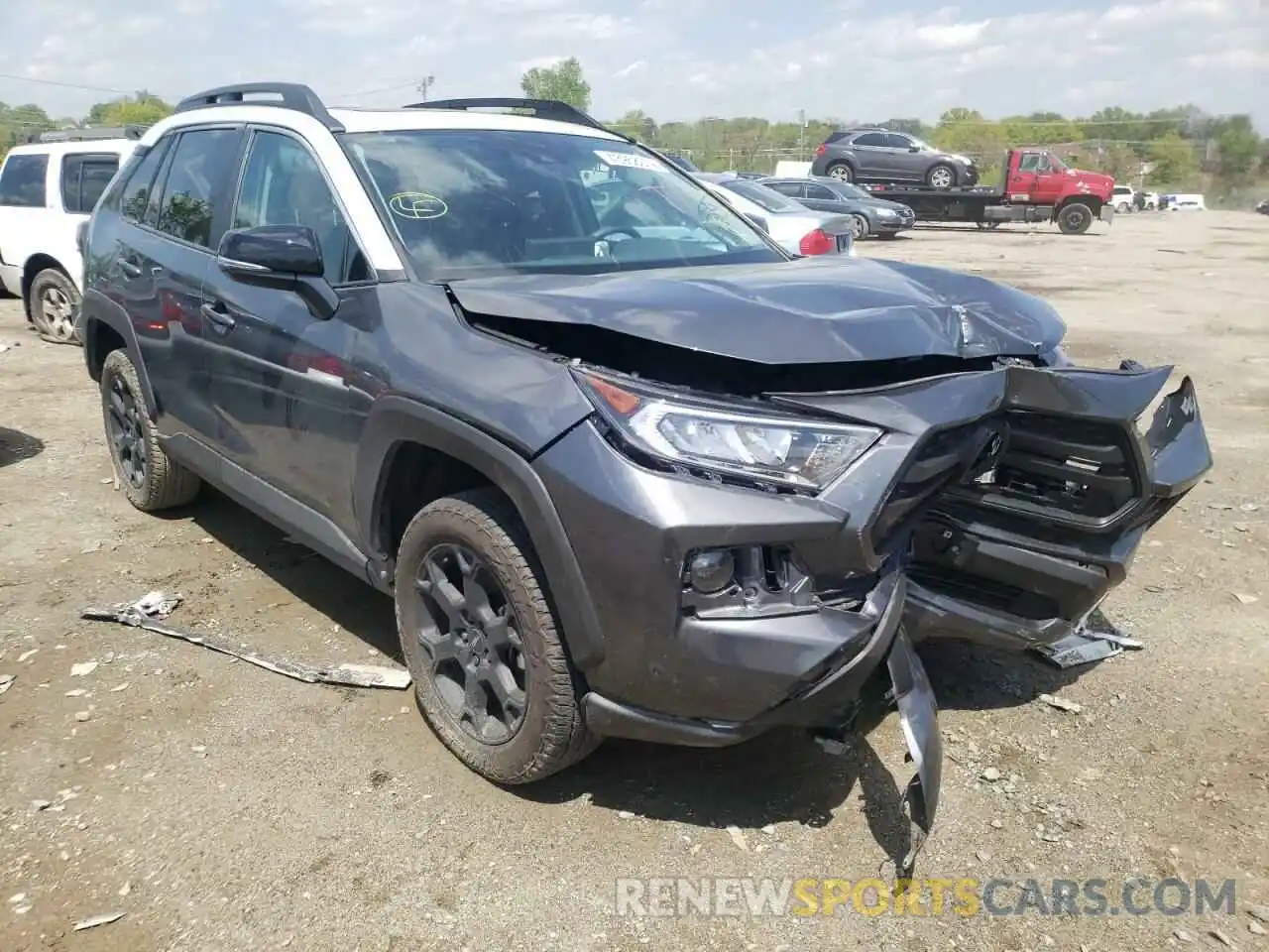 1 Photograph of a damaged car 2T3S1RFV3MW162414 TOYOTA RAV4 2021