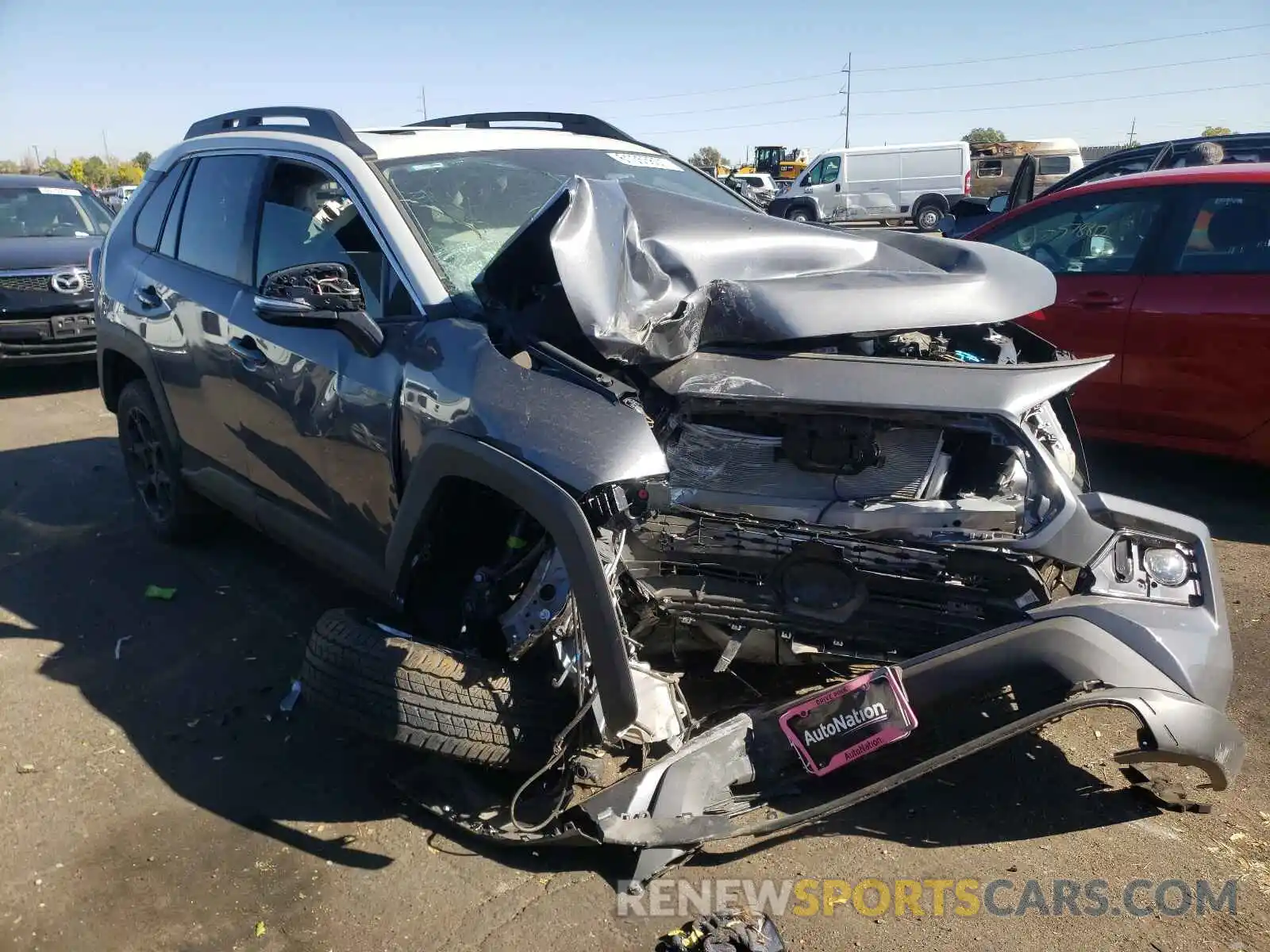 1 Photograph of a damaged car 2T3S1RFV3MW170562 TOYOTA RAV4 2021