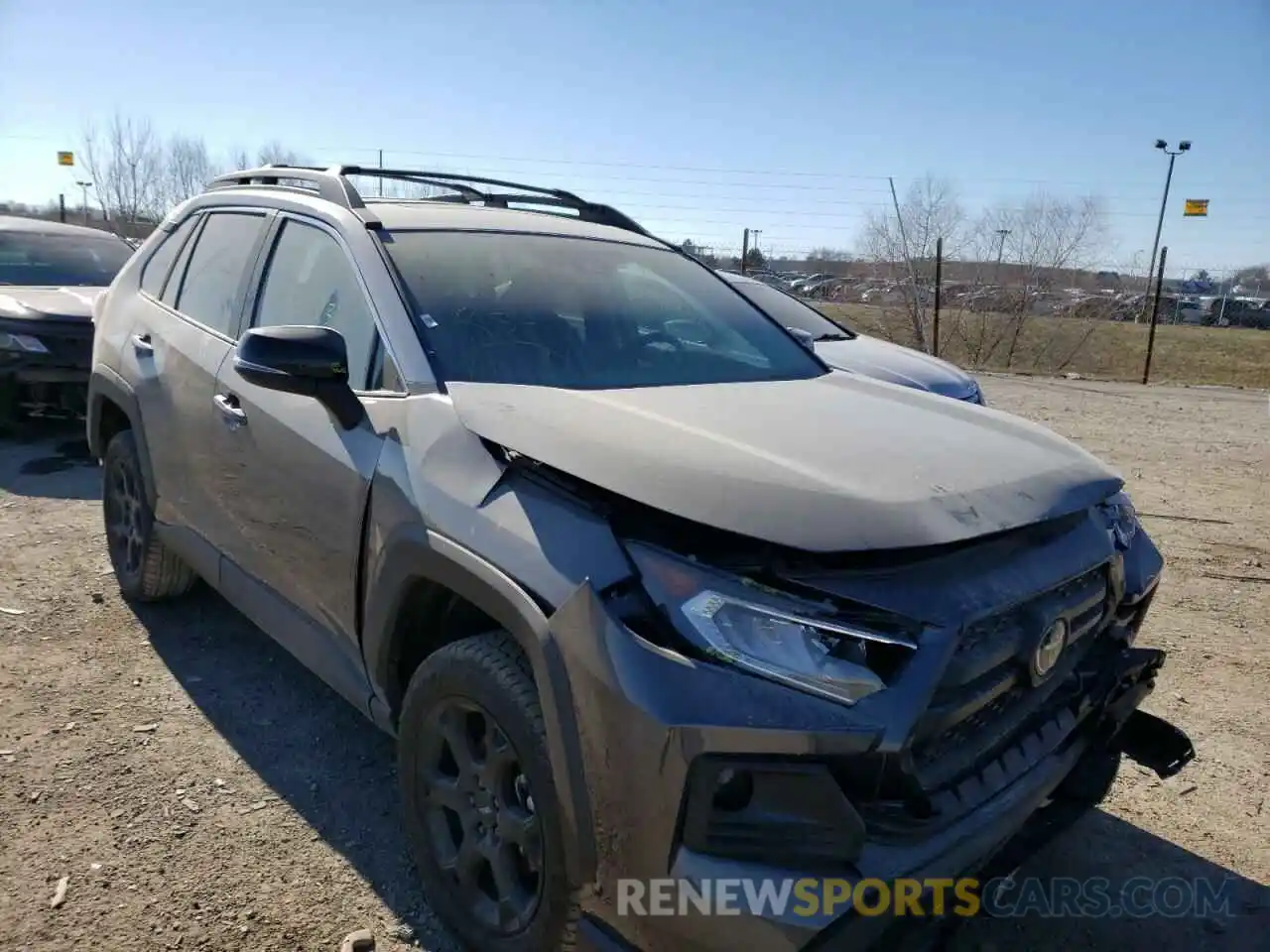 1 Photograph of a damaged car 2T3S1RFV3MW223163 TOYOTA RAV4 2021