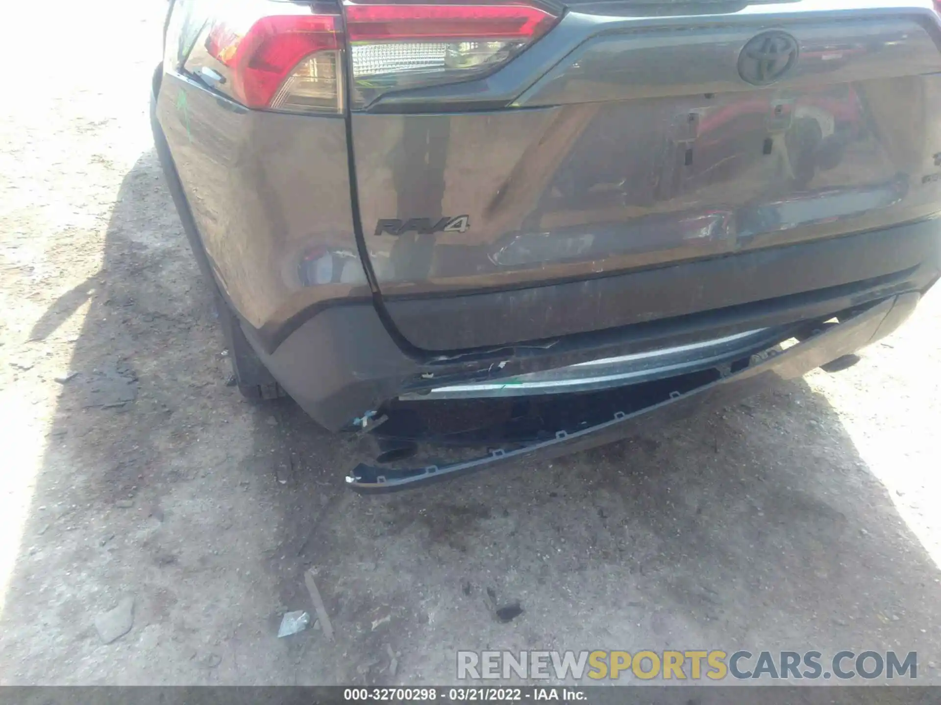 6 Photograph of a damaged car 2T3S1RFV3MW227407 TOYOTA RAV4 2021