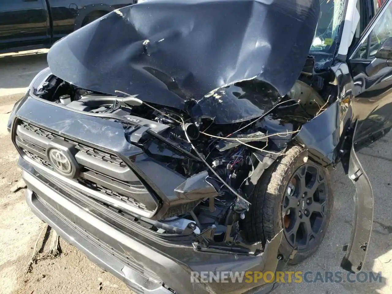 7 Photograph of a damaged car 2T3S1RFV3MW227651 TOYOTA RAV4 2021