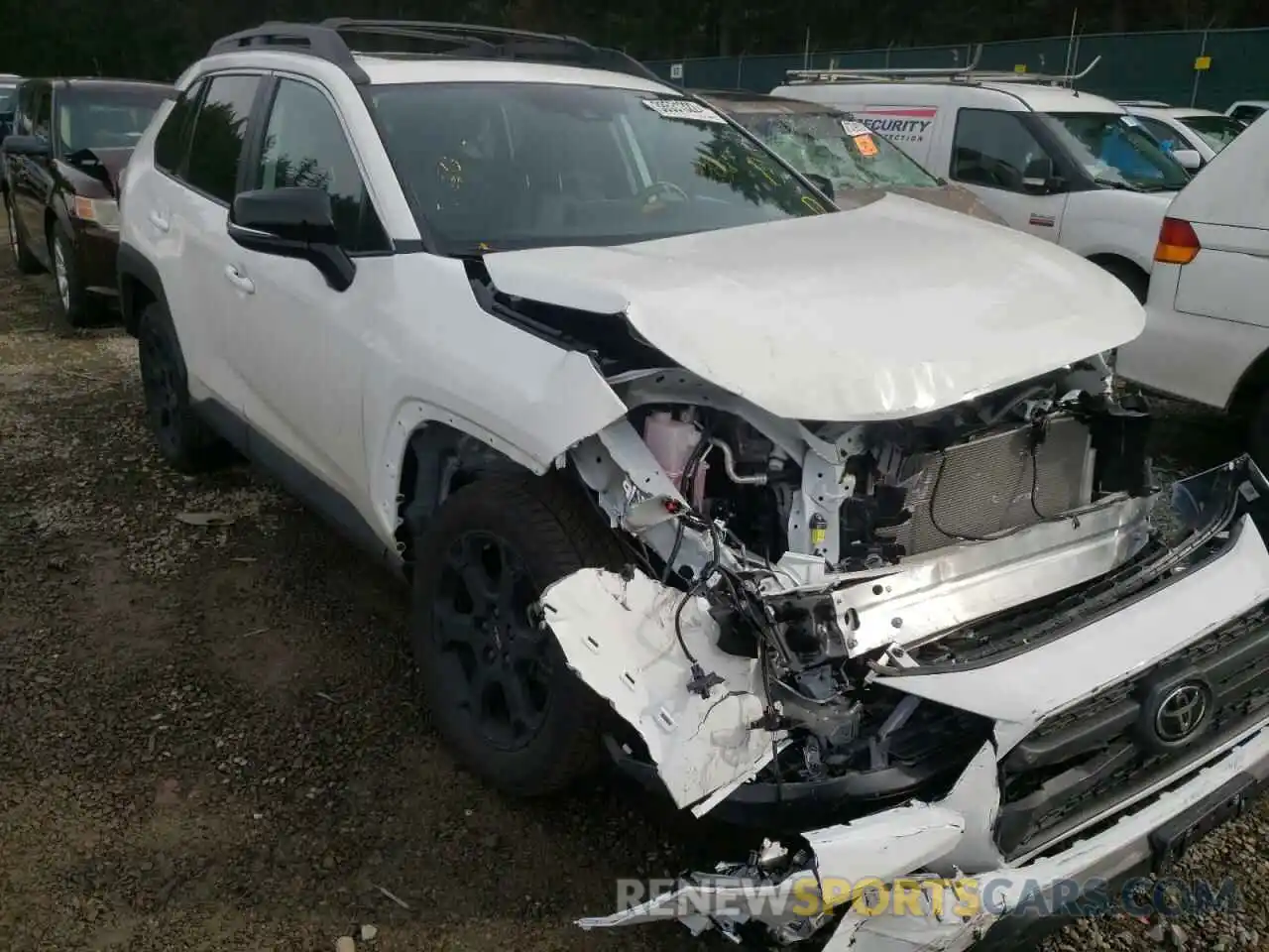 1 Фотография поврежденного автомобиля 2T3S1RFV4MW232454 TOYOTA RAV4 2021