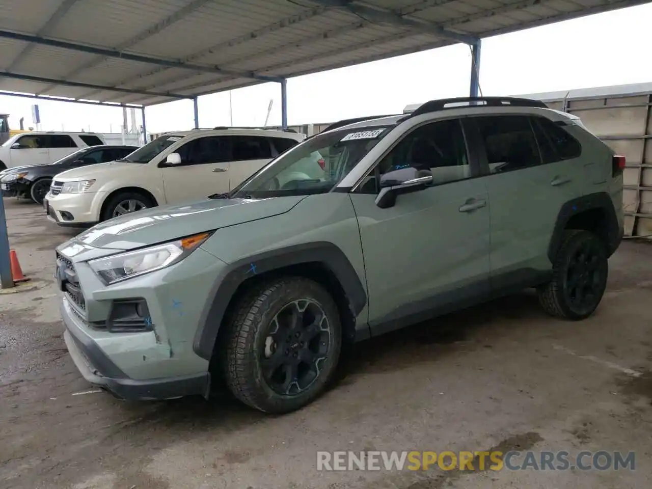 1 Photograph of a damaged car 2T3S1RFV5MW148000 TOYOTA RAV4 2021