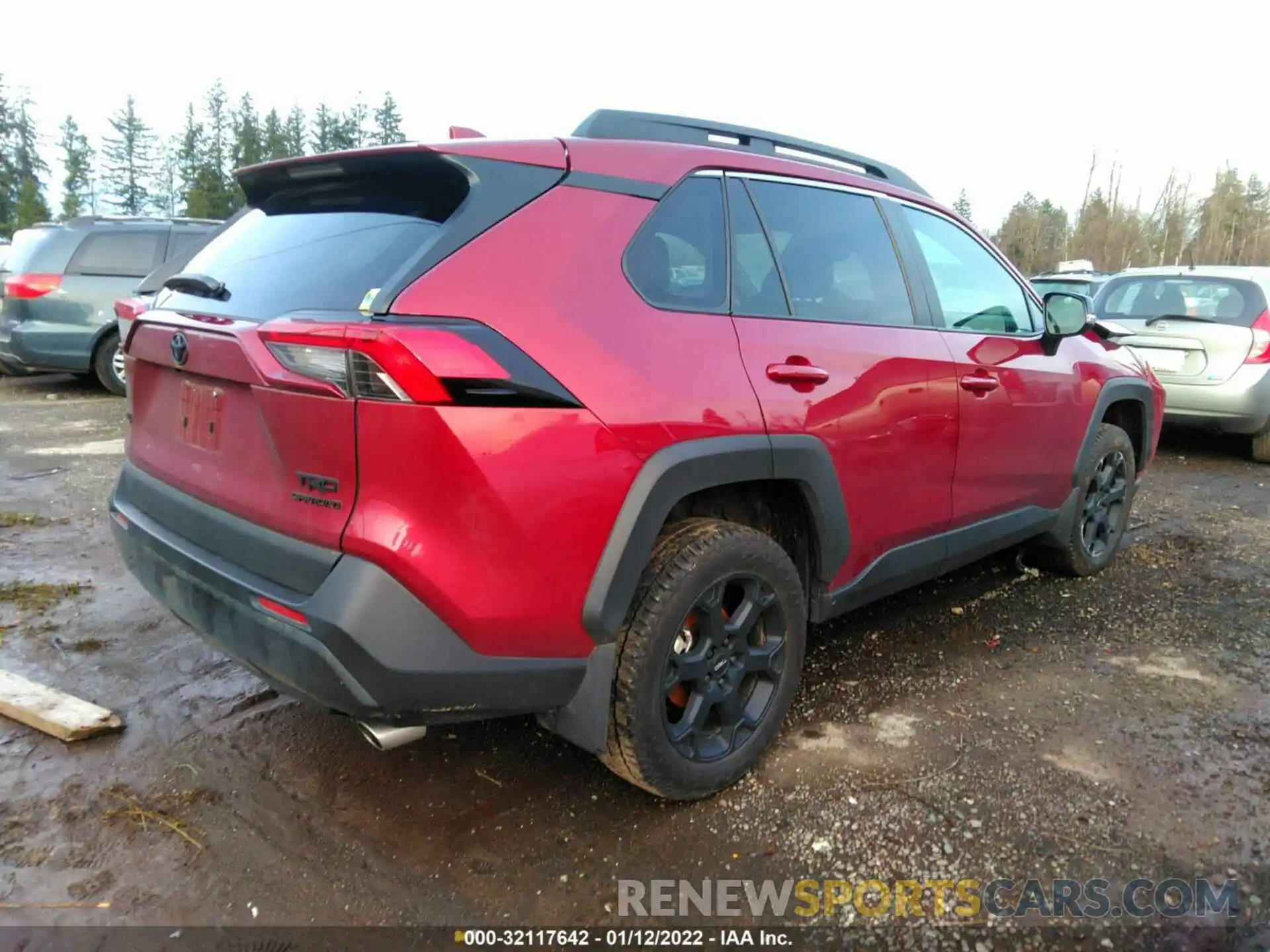 4 Photograph of a damaged car 2T3S1RFV5MW172622 TOYOTA RAV4 2021