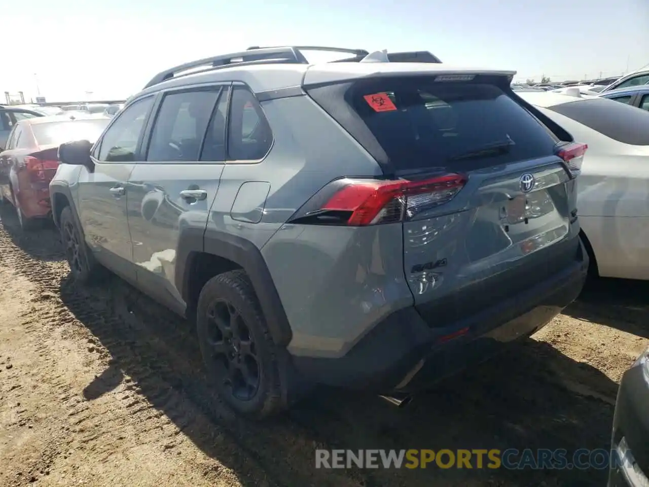 3 Photograph of a damaged car 2T3S1RFV6MW218085 TOYOTA RAV4 2021