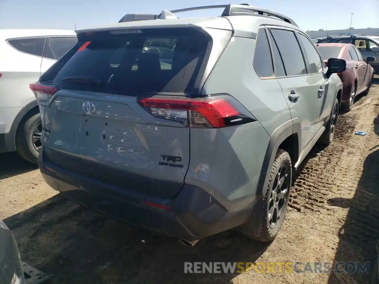 4 Photograph of a damaged car 2T3S1RFV6MW218085 TOYOTA RAV4 2021