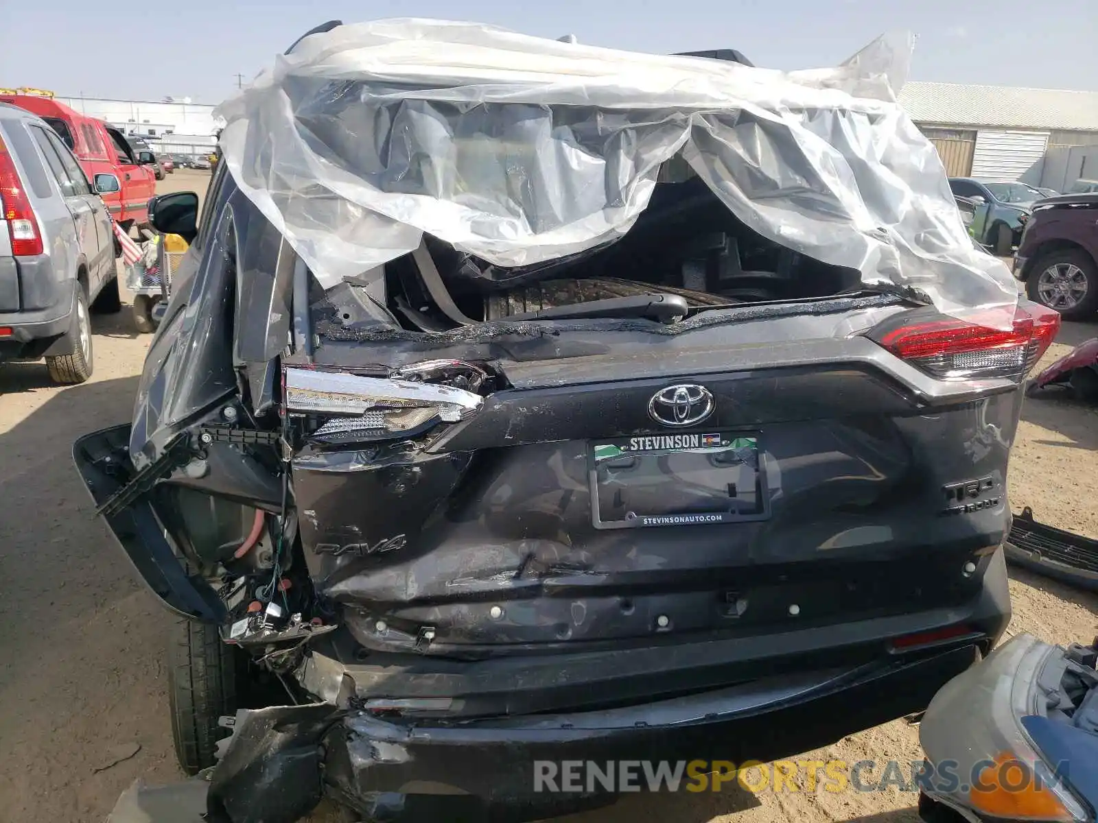 9 Photograph of a damaged car 2T3S1RFV7MW223683 TOYOTA RAV4 2021