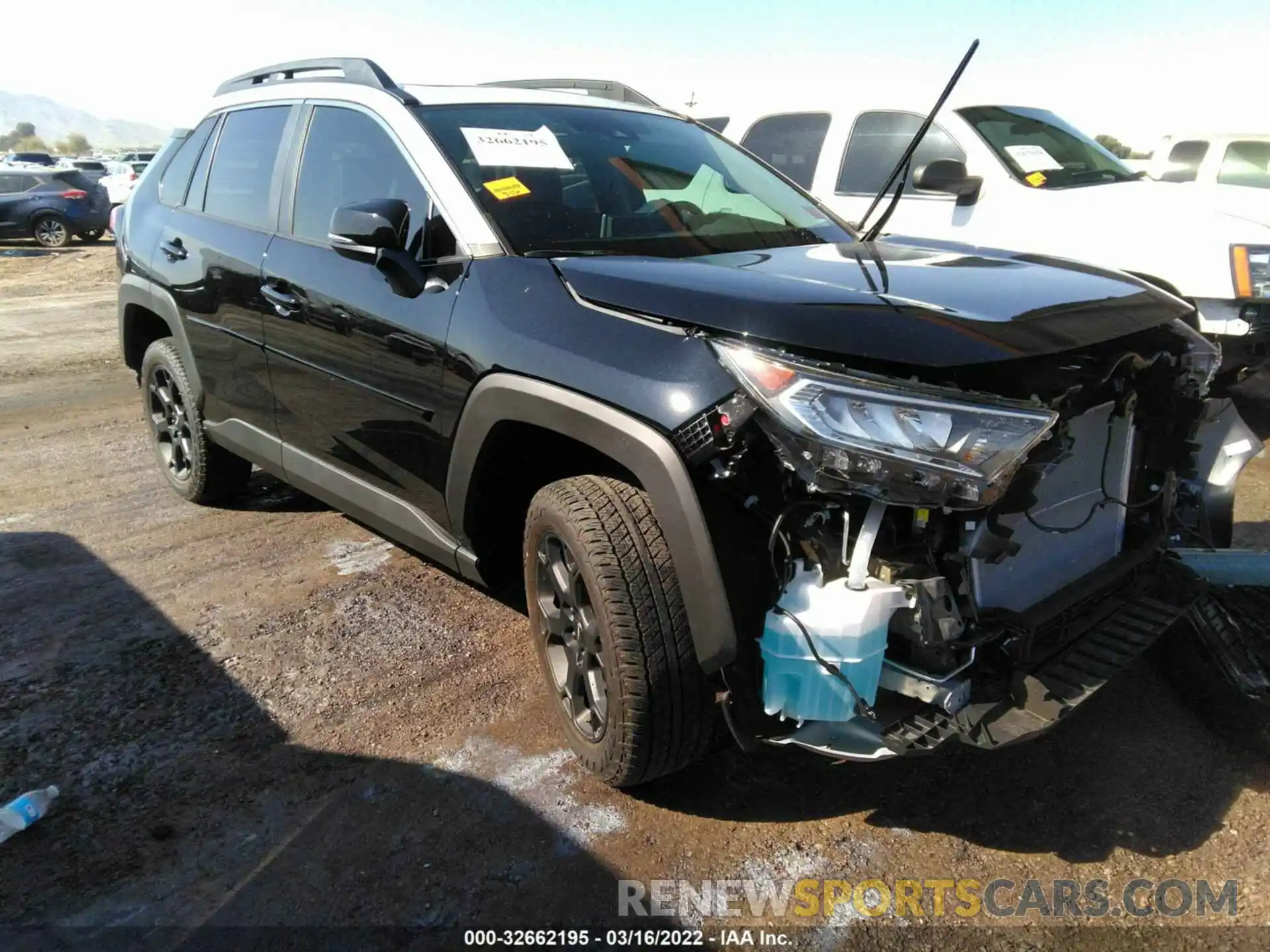 1 Photograph of a damaged car 2T3S1RFV8MW242713 TOYOTA RAV4 2021