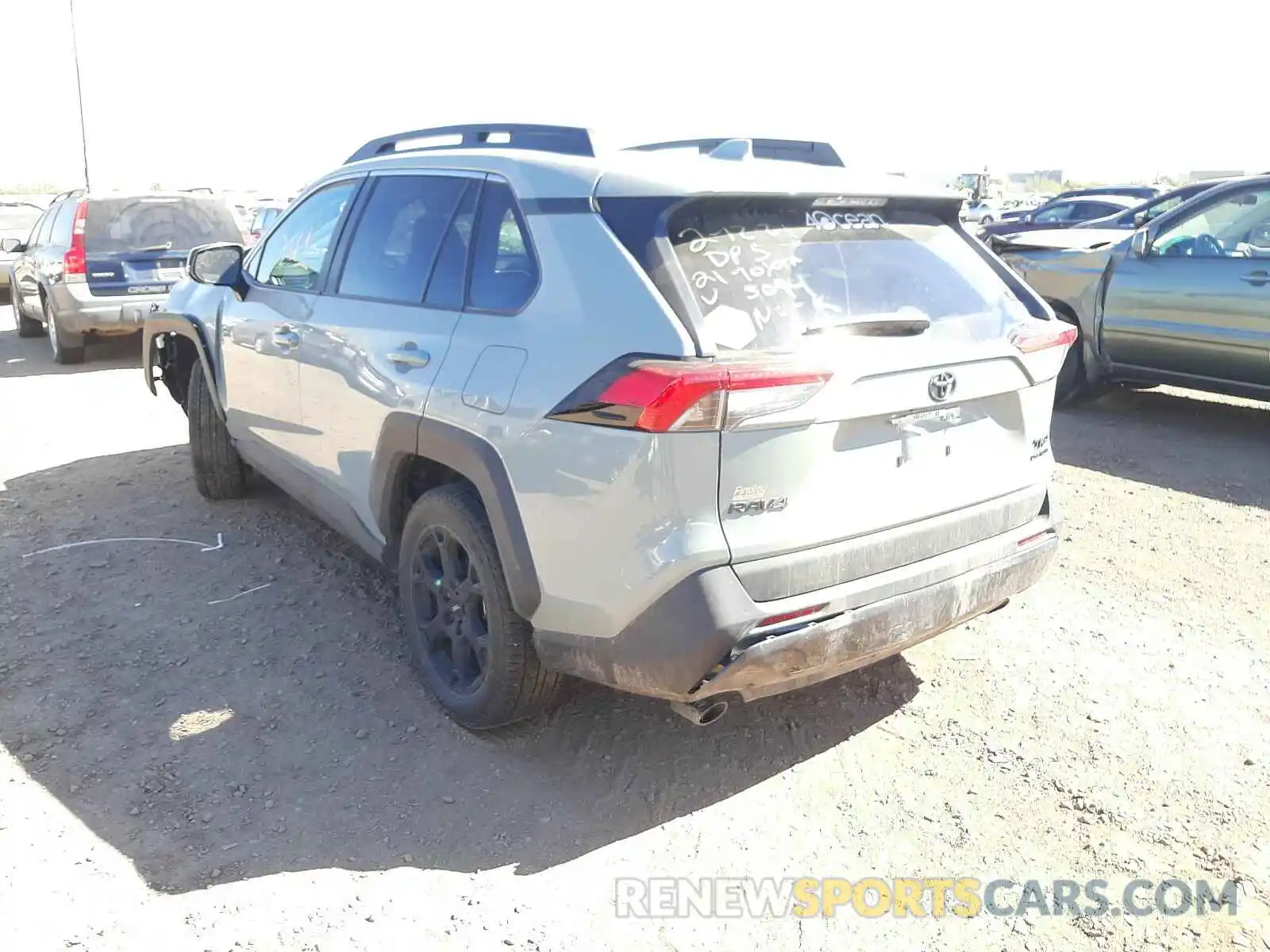 3 Photograph of a damaged car 2T3S1RFV9MW155094 TOYOTA RAV4 2021