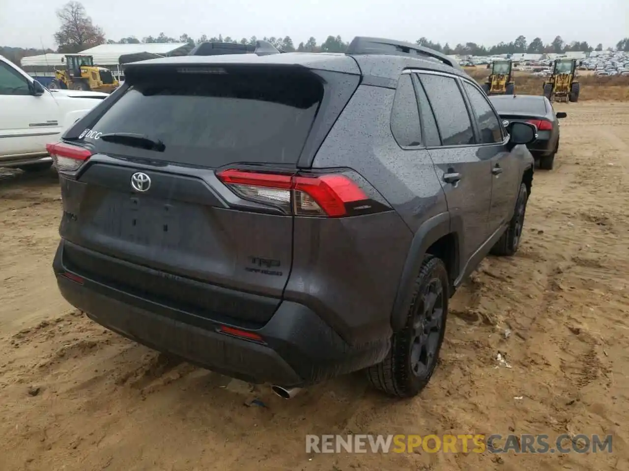 4 Photograph of a damaged car 2T3S1RFV9MW177810 TOYOTA RAV4 2021